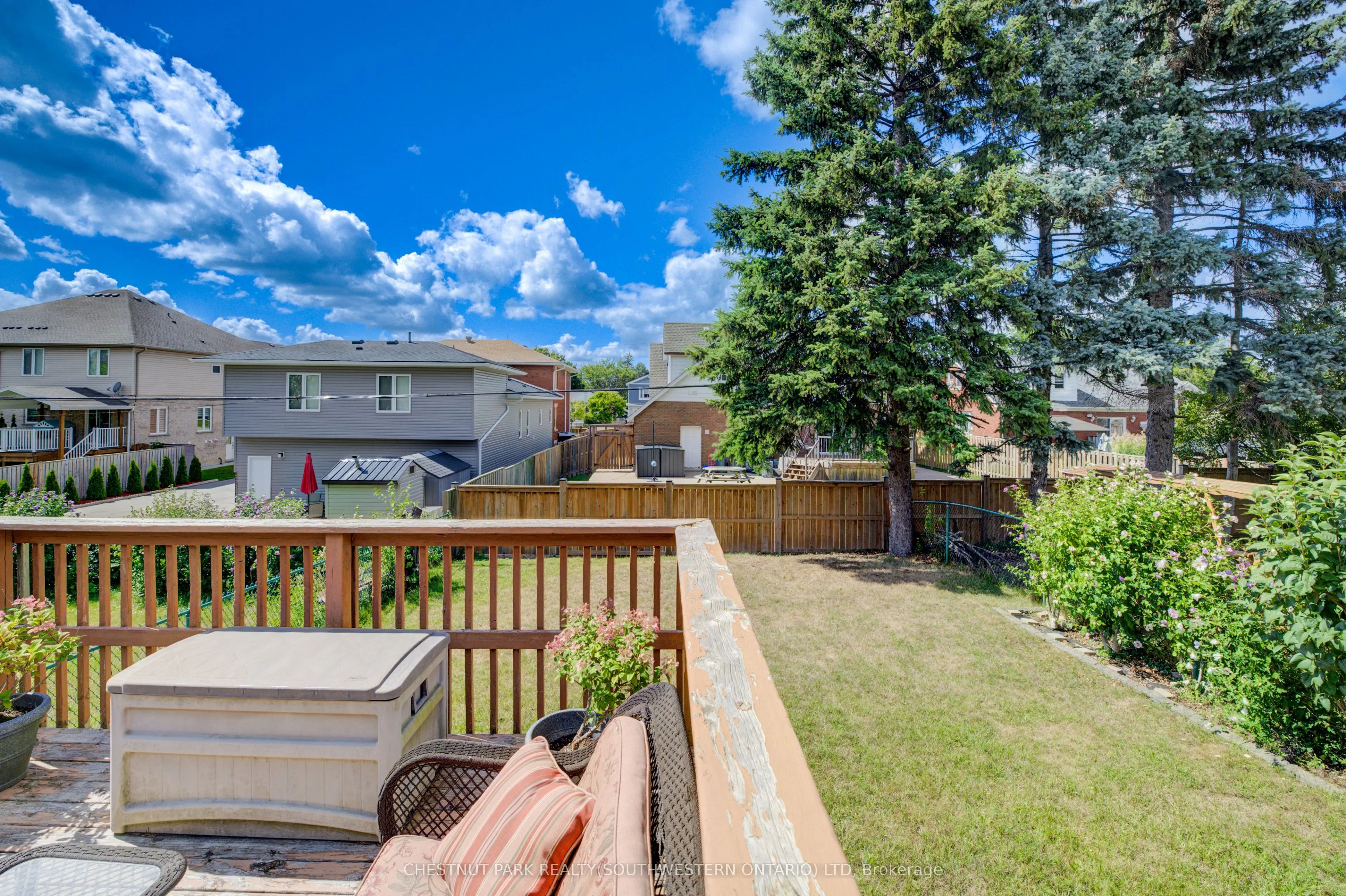 34 4th Avenue