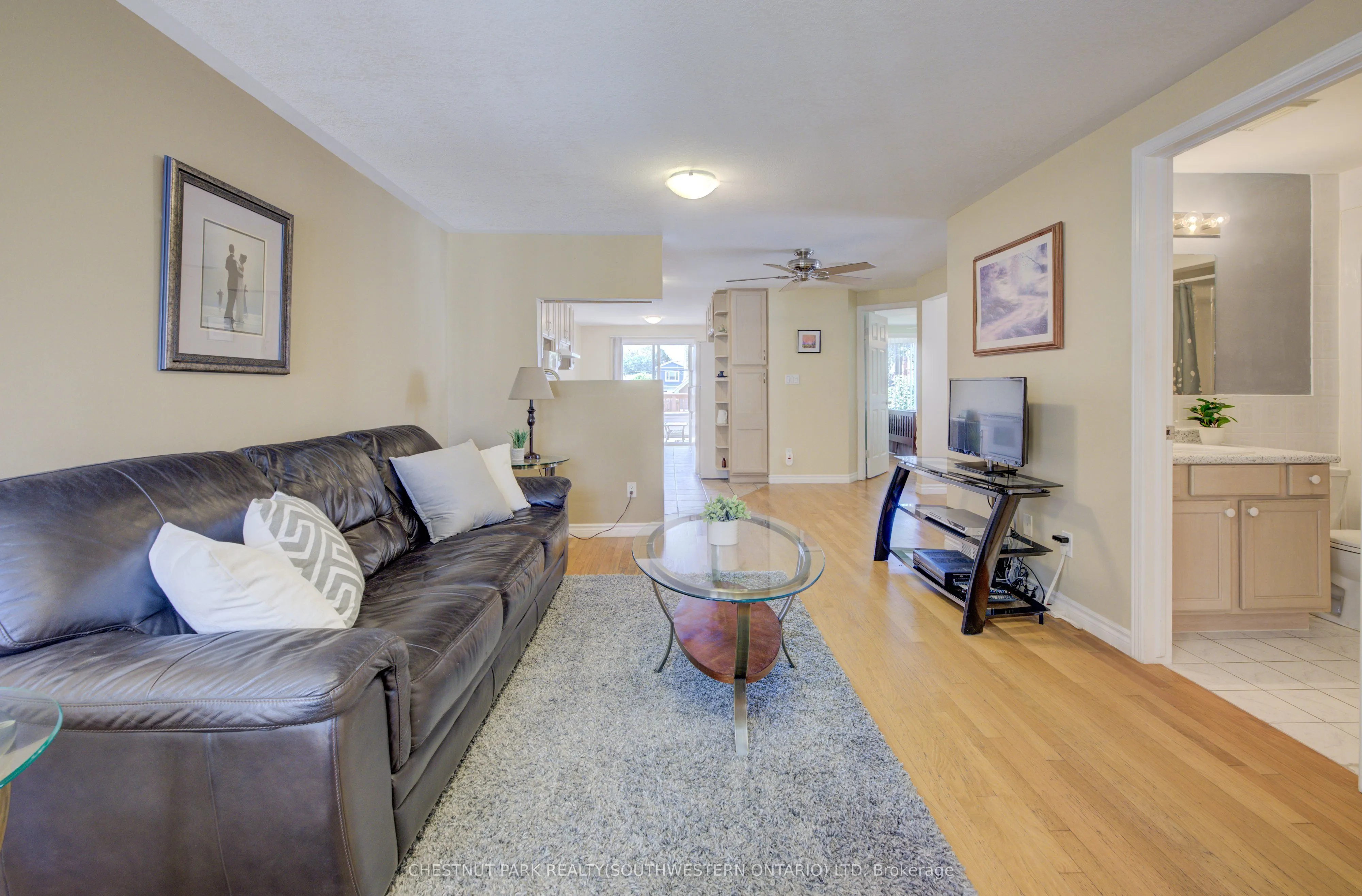 34 4th Avenue