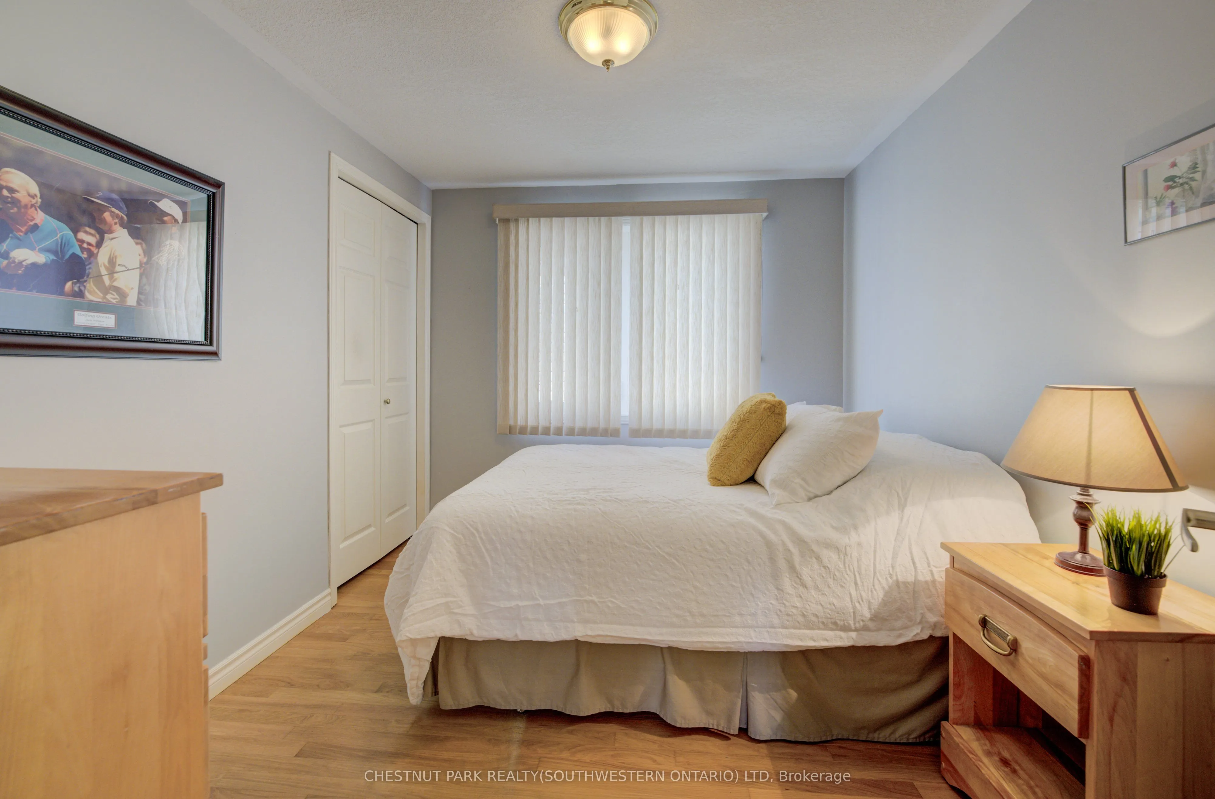 34 4th Avenue