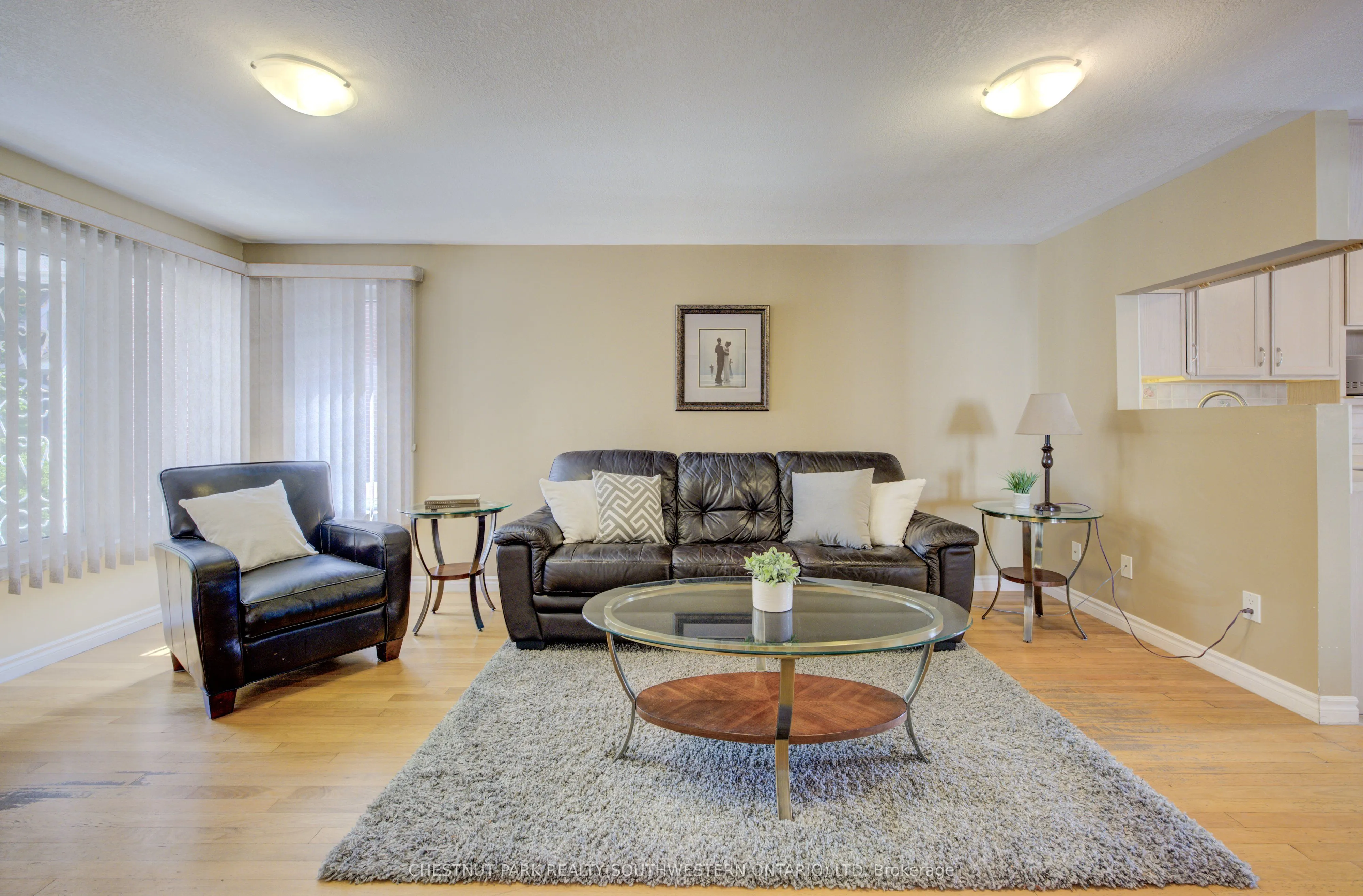 34 4th Avenue