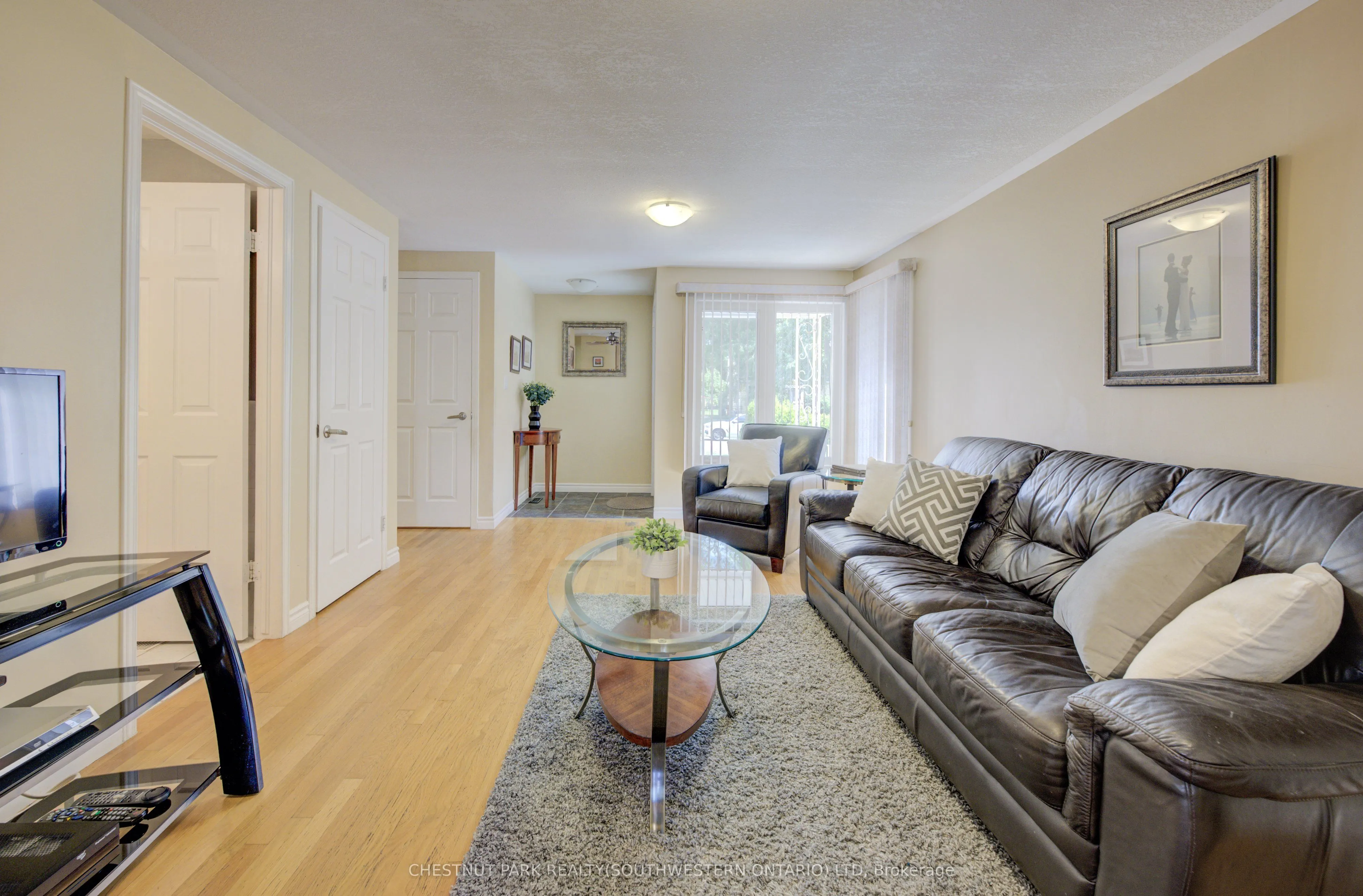 34 4th Avenue