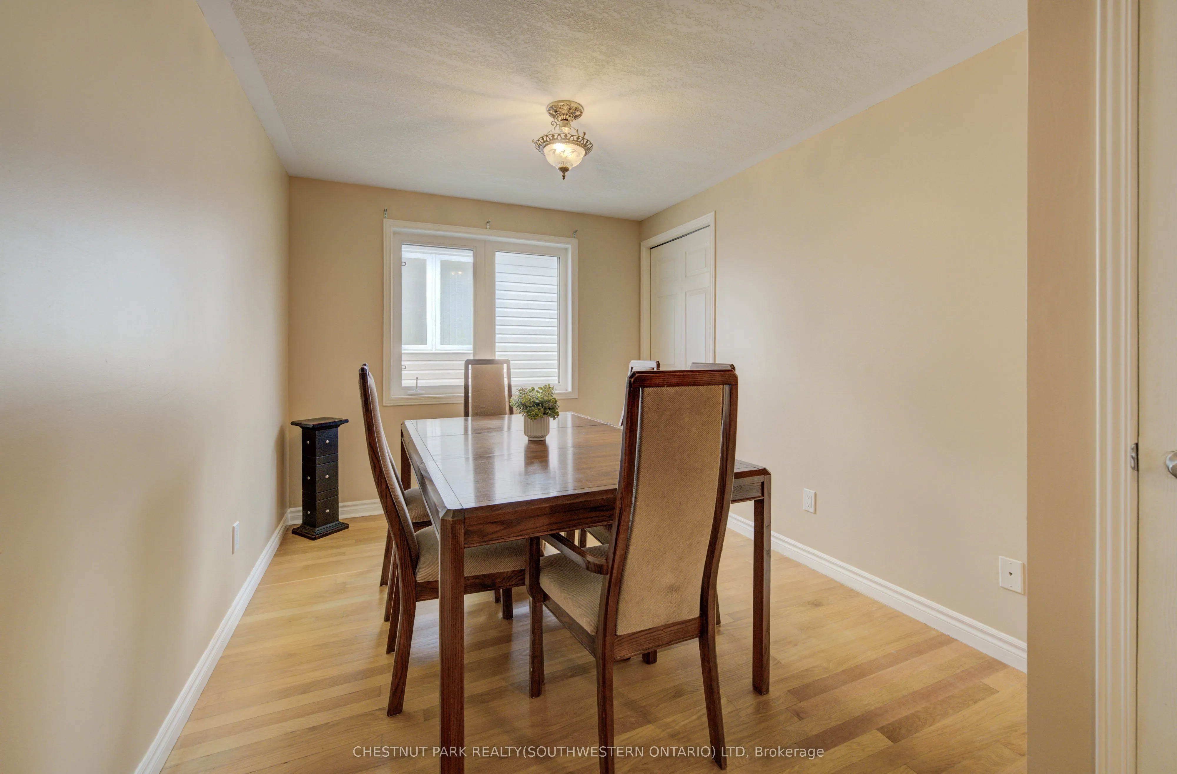 34 4th Avenue
