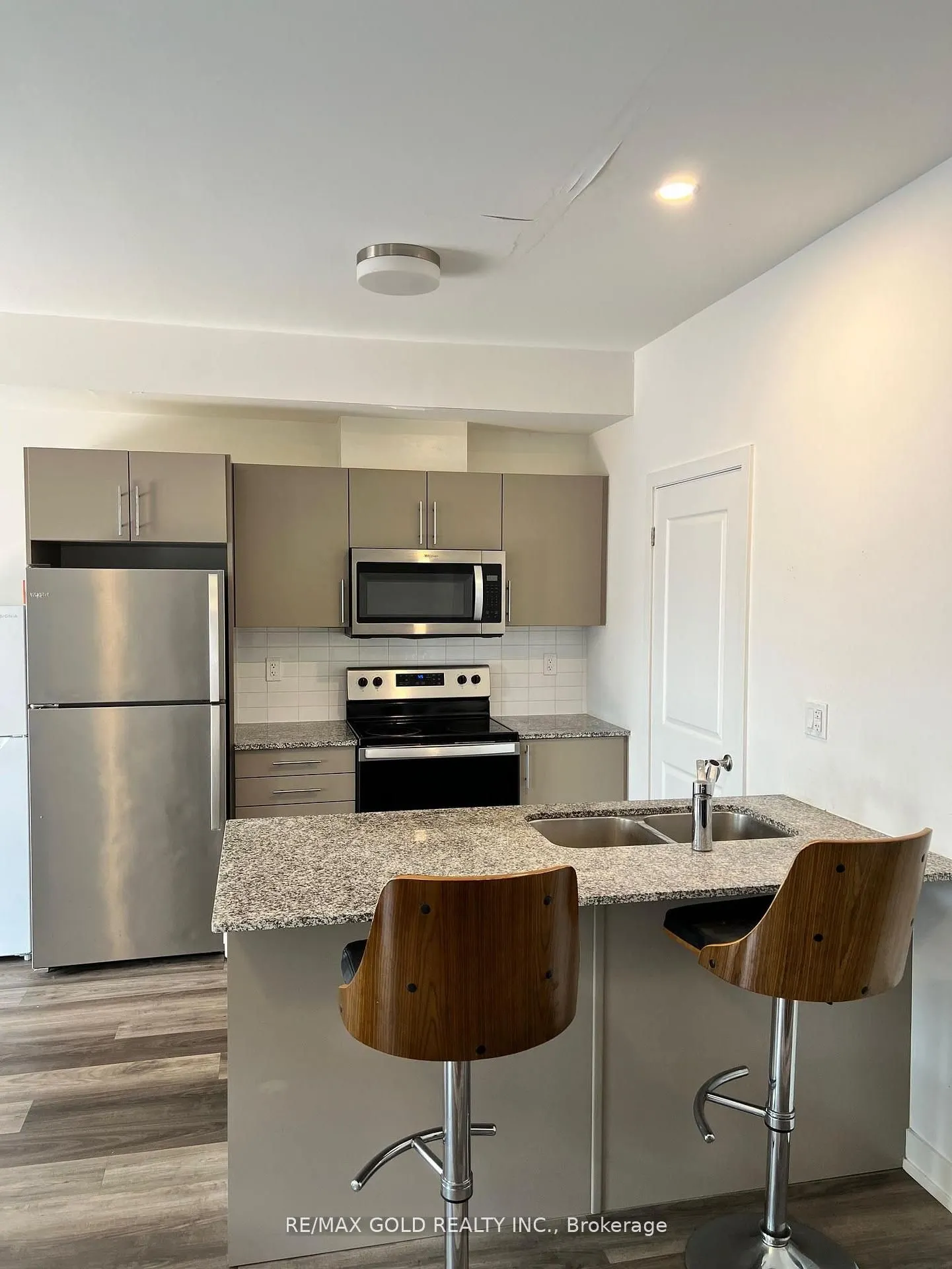 205 West Oak Trail, #44