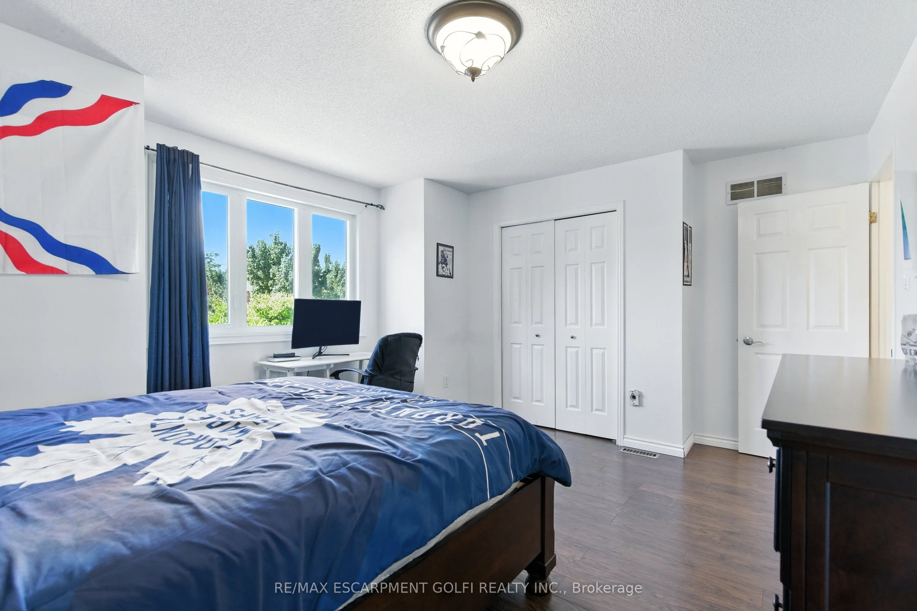 35 Jacqueline Boulevard