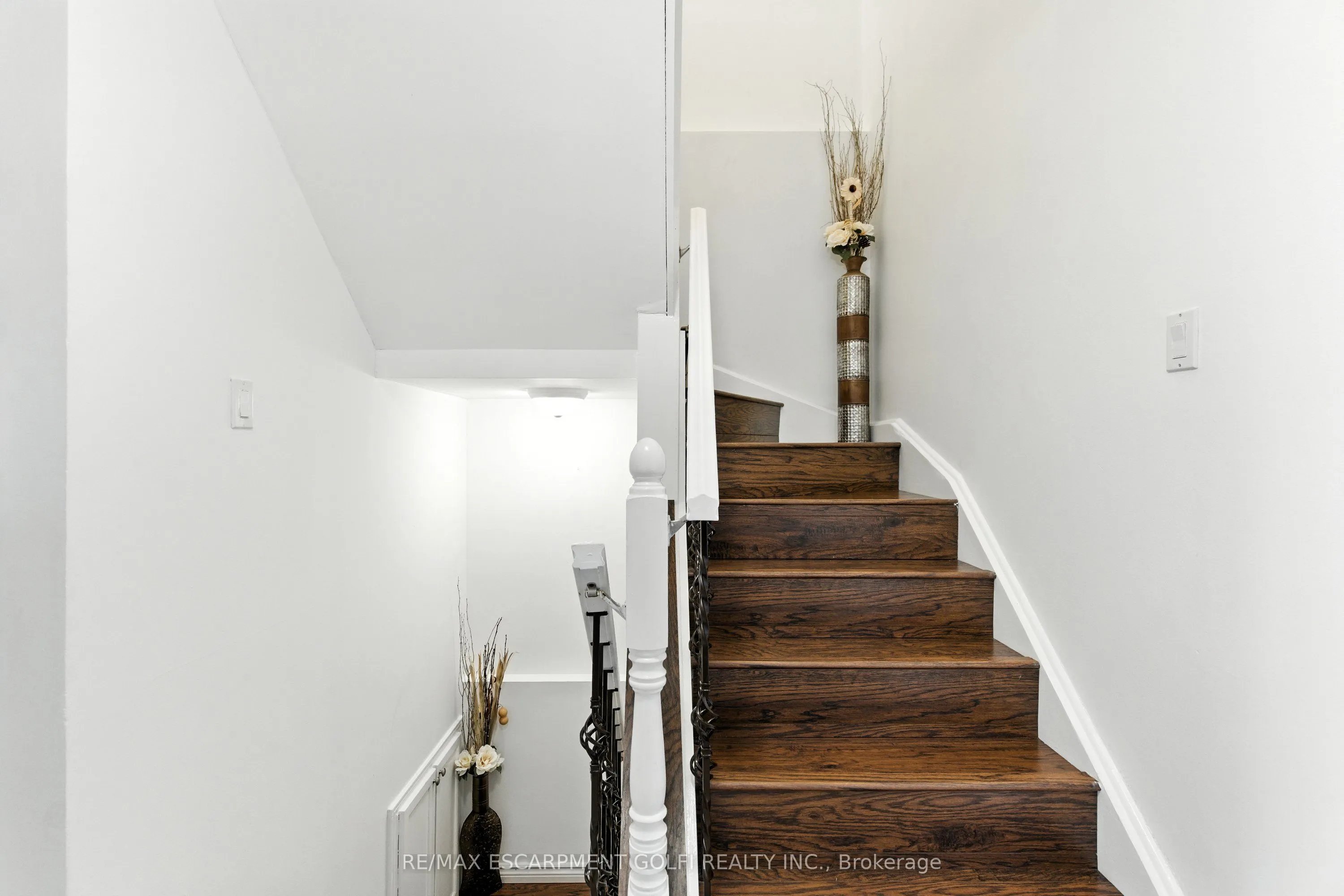 35 Jacqueline Boulevard