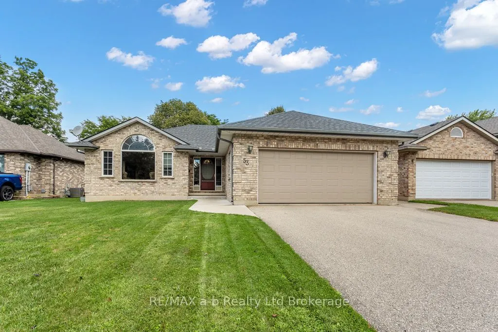 53 Woodland Crescent