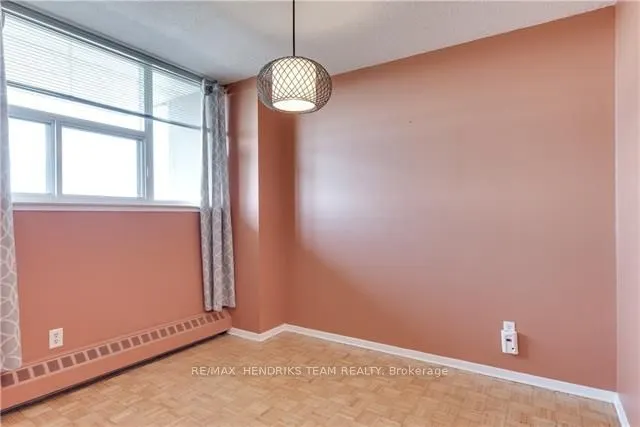 215 Glenridge Avenue, #606