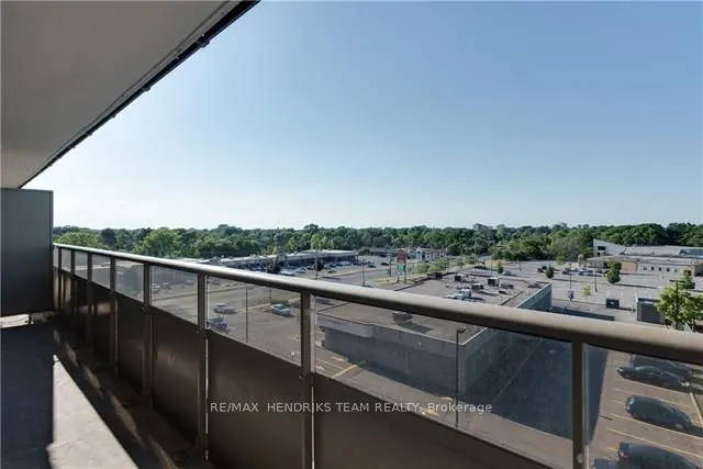 215 Glenridge Avenue, #606