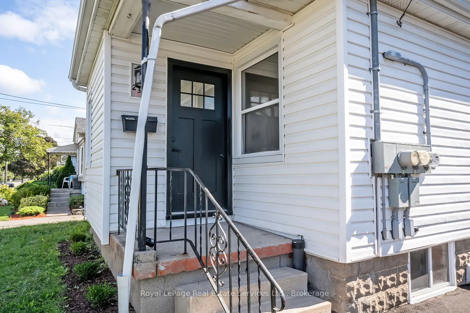 235 East 21st Street, #Main