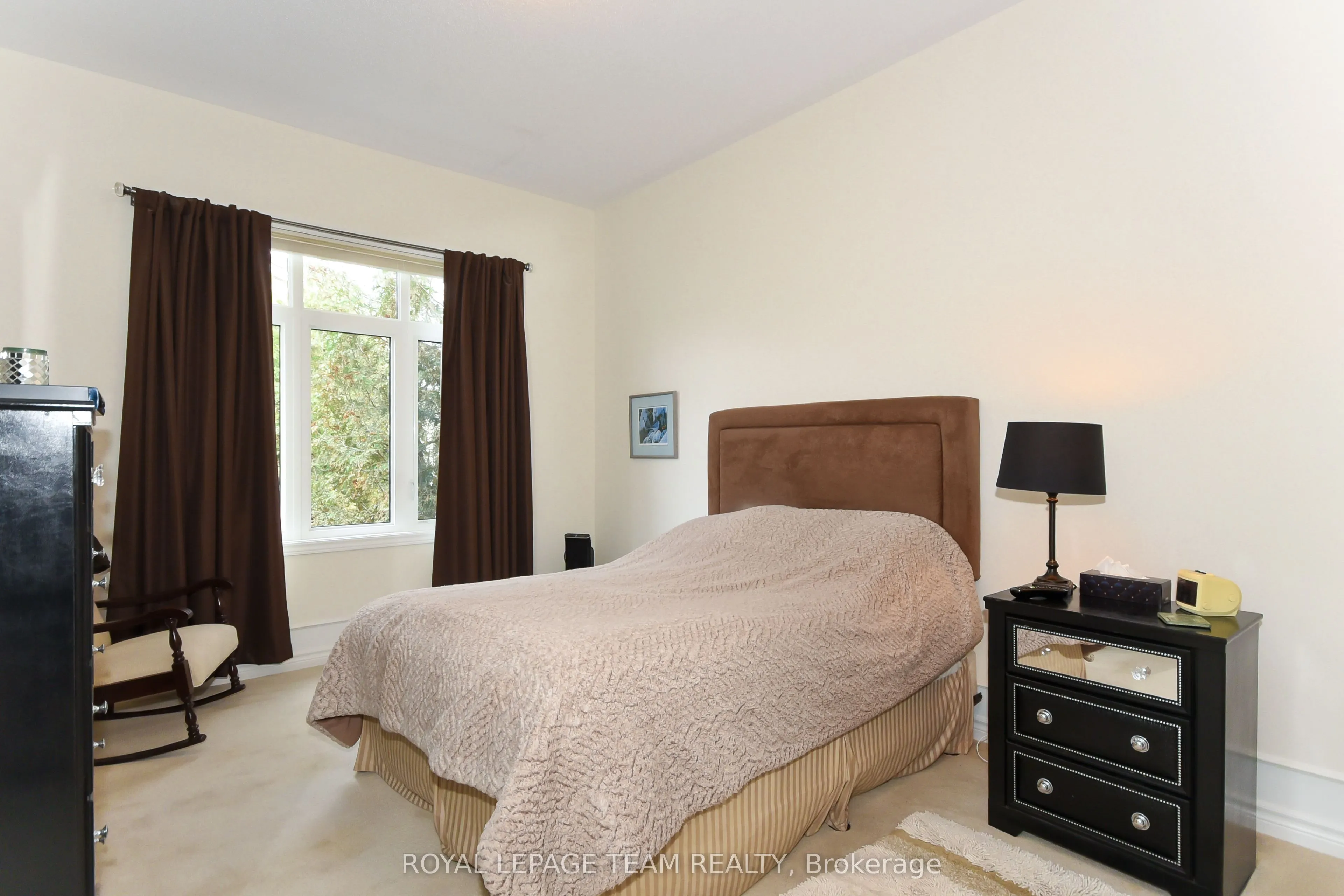 181 Oxford Street W