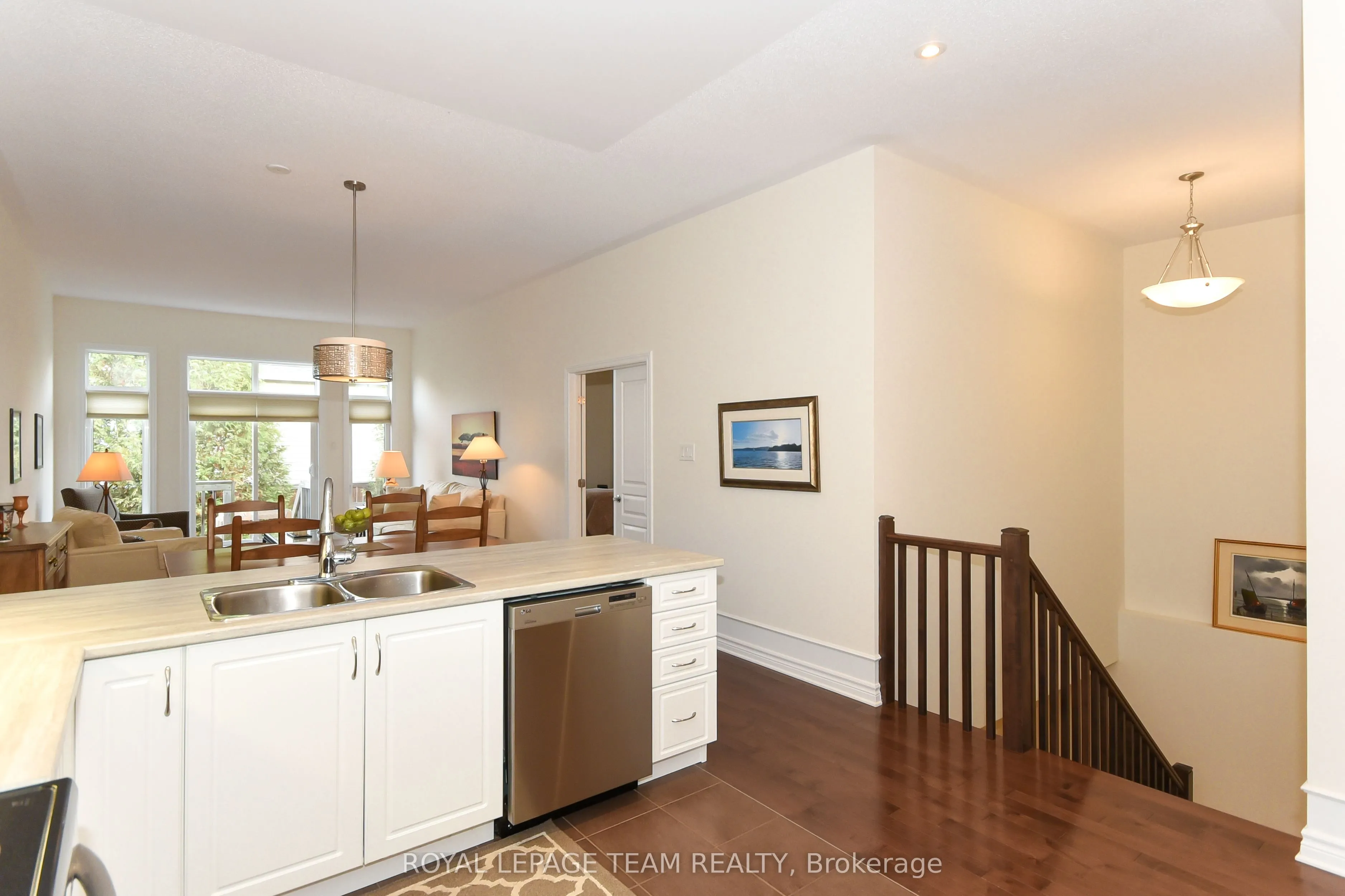 181 Oxford Street W