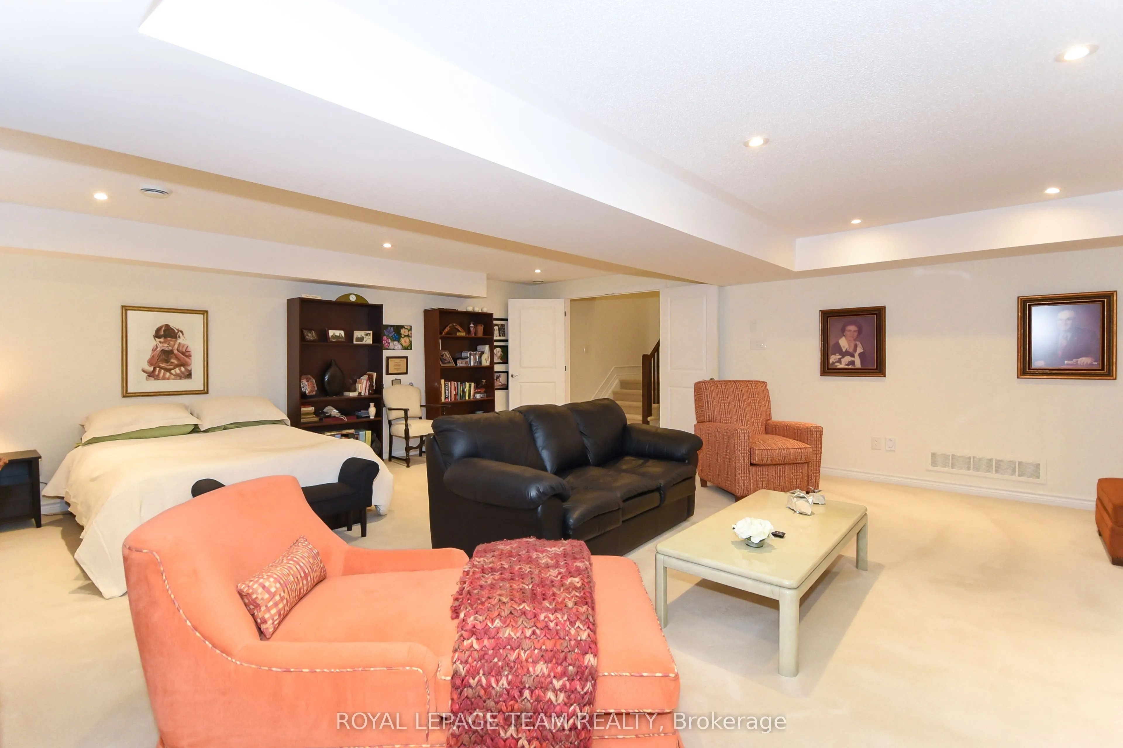 181 Oxford Street W