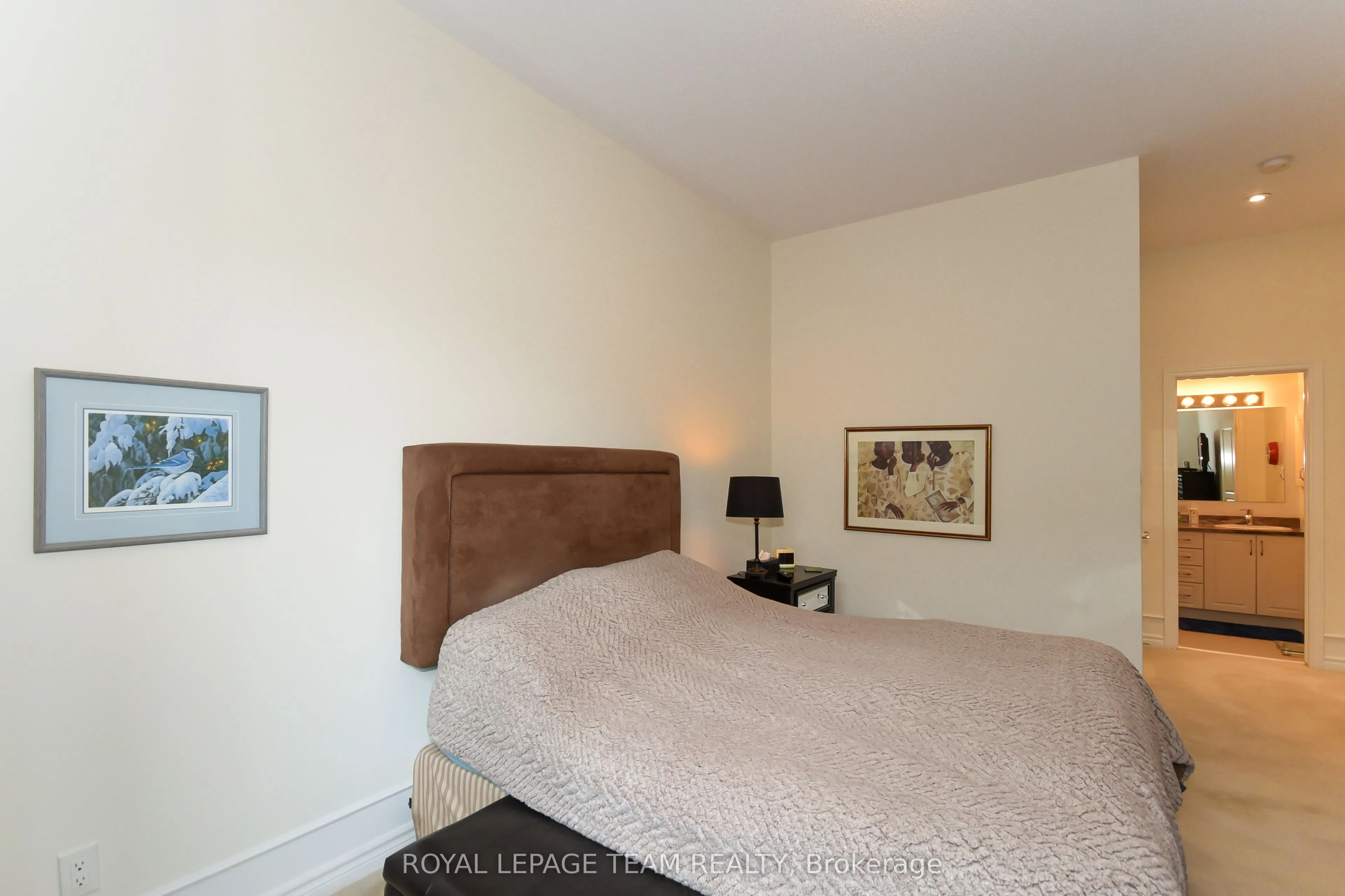 181 Oxford Street W