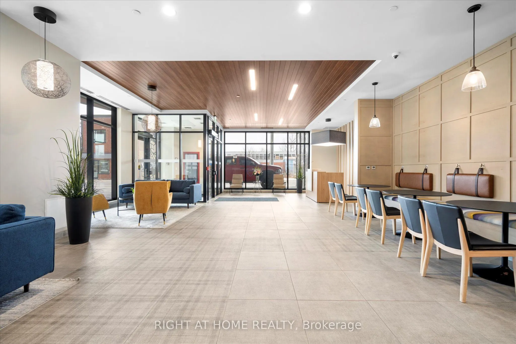 108 Garment Street, #2503