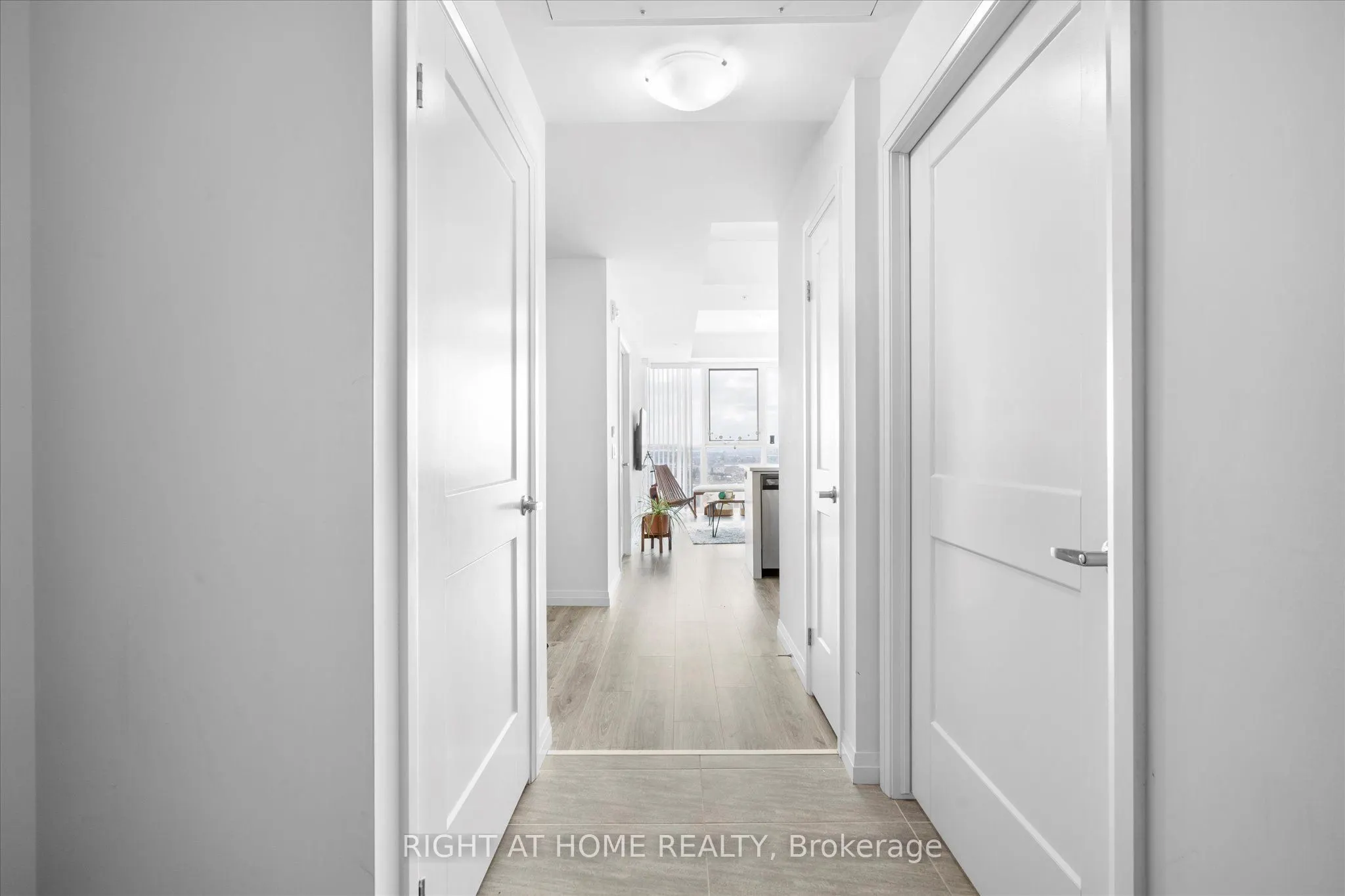 108 Garment Street, #2503