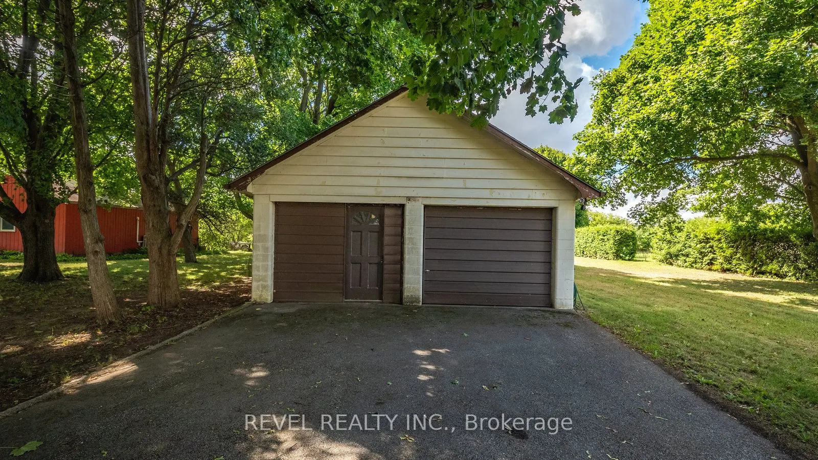 460 Burtch Road