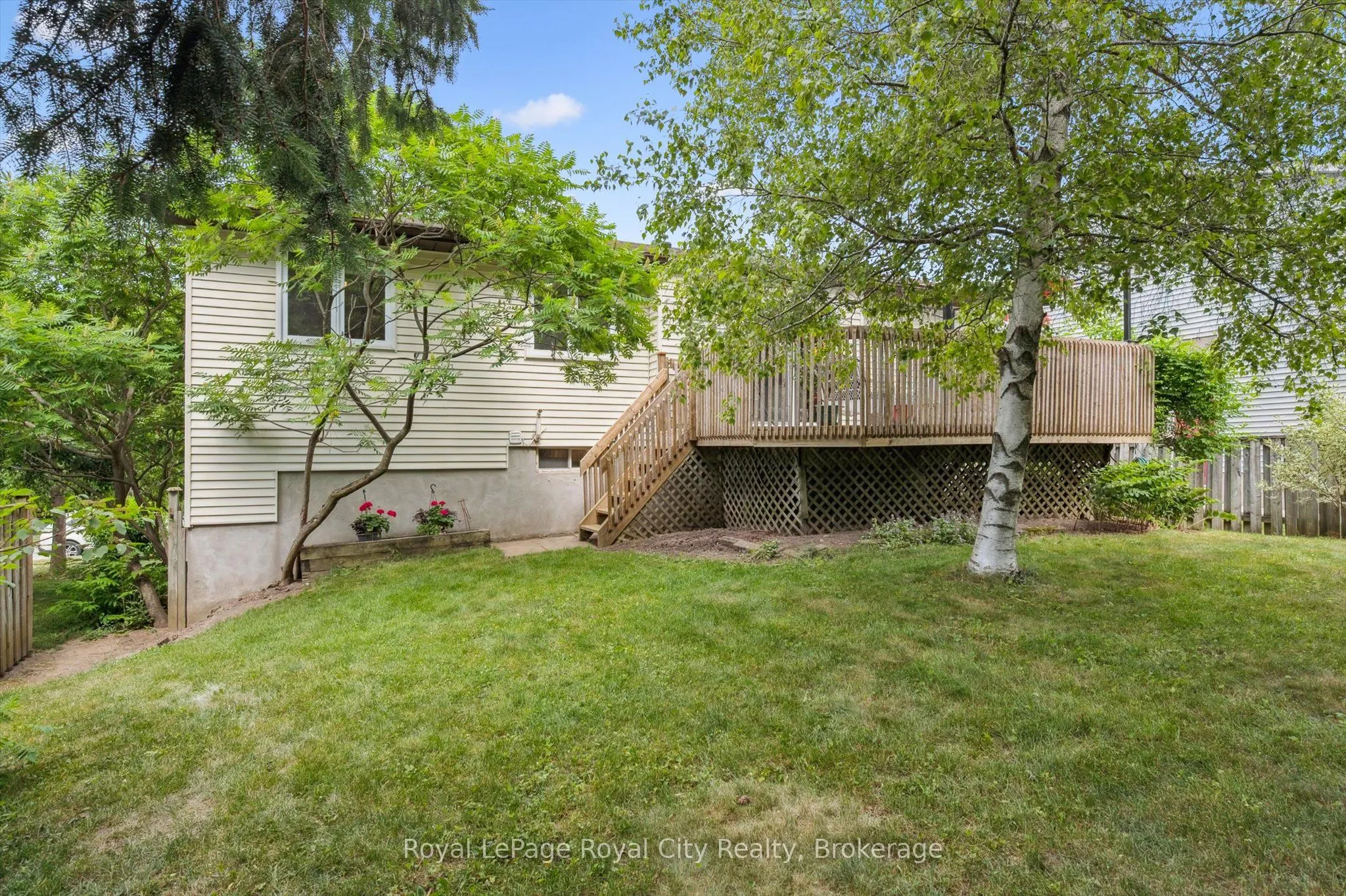 9 Dunhill Crescent