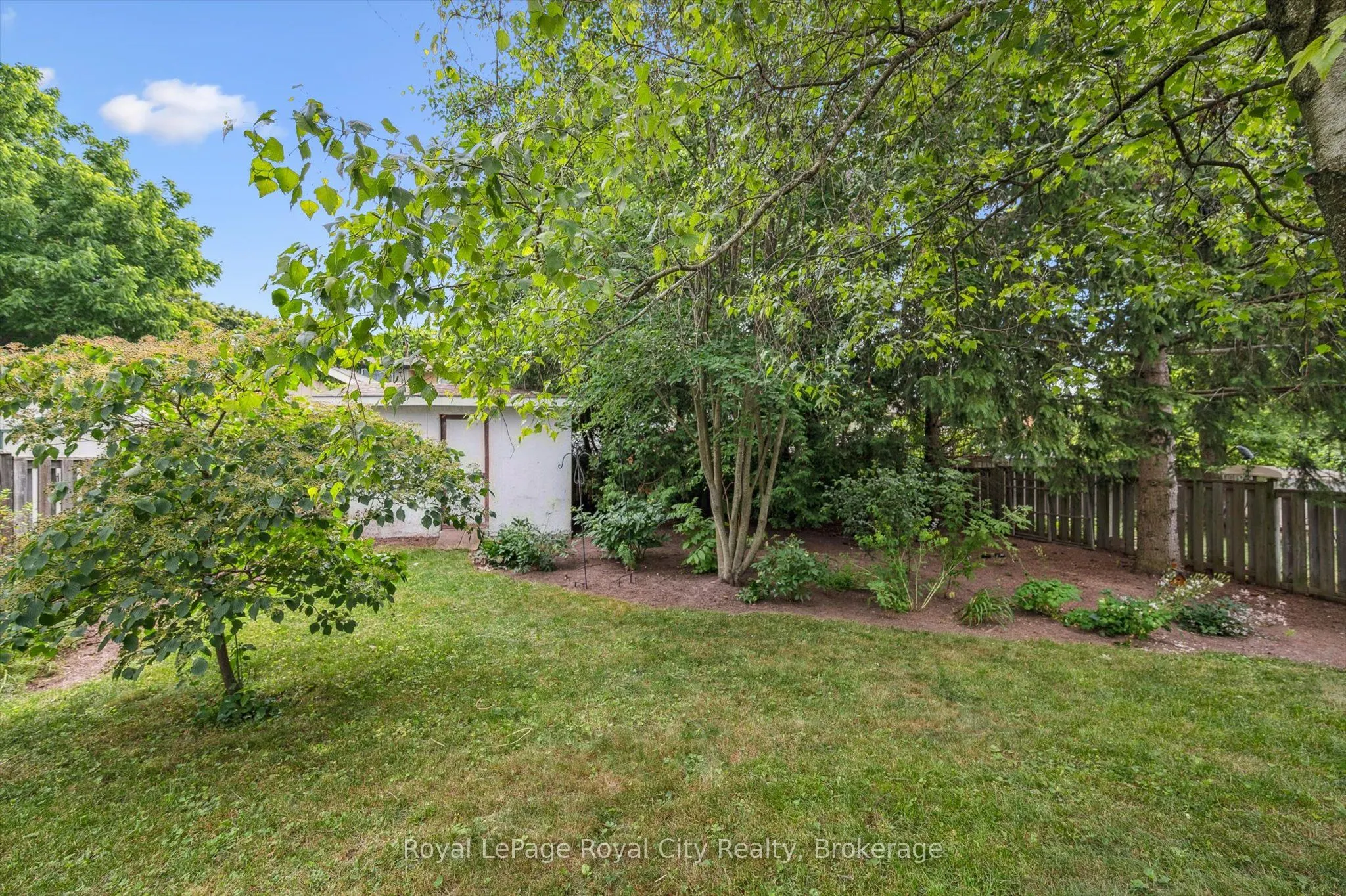 9 Dunhill Crescent