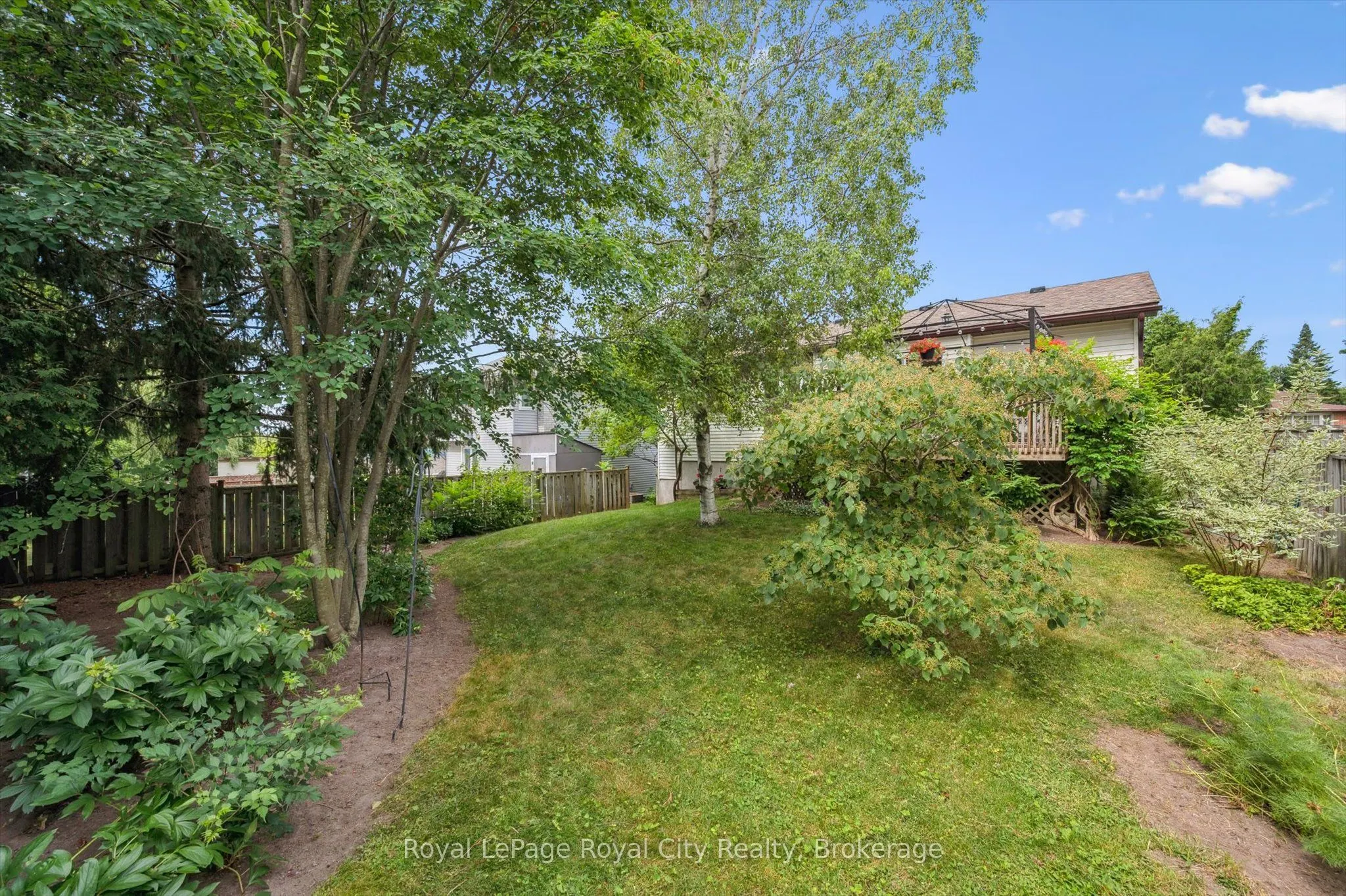9 Dunhill Crescent