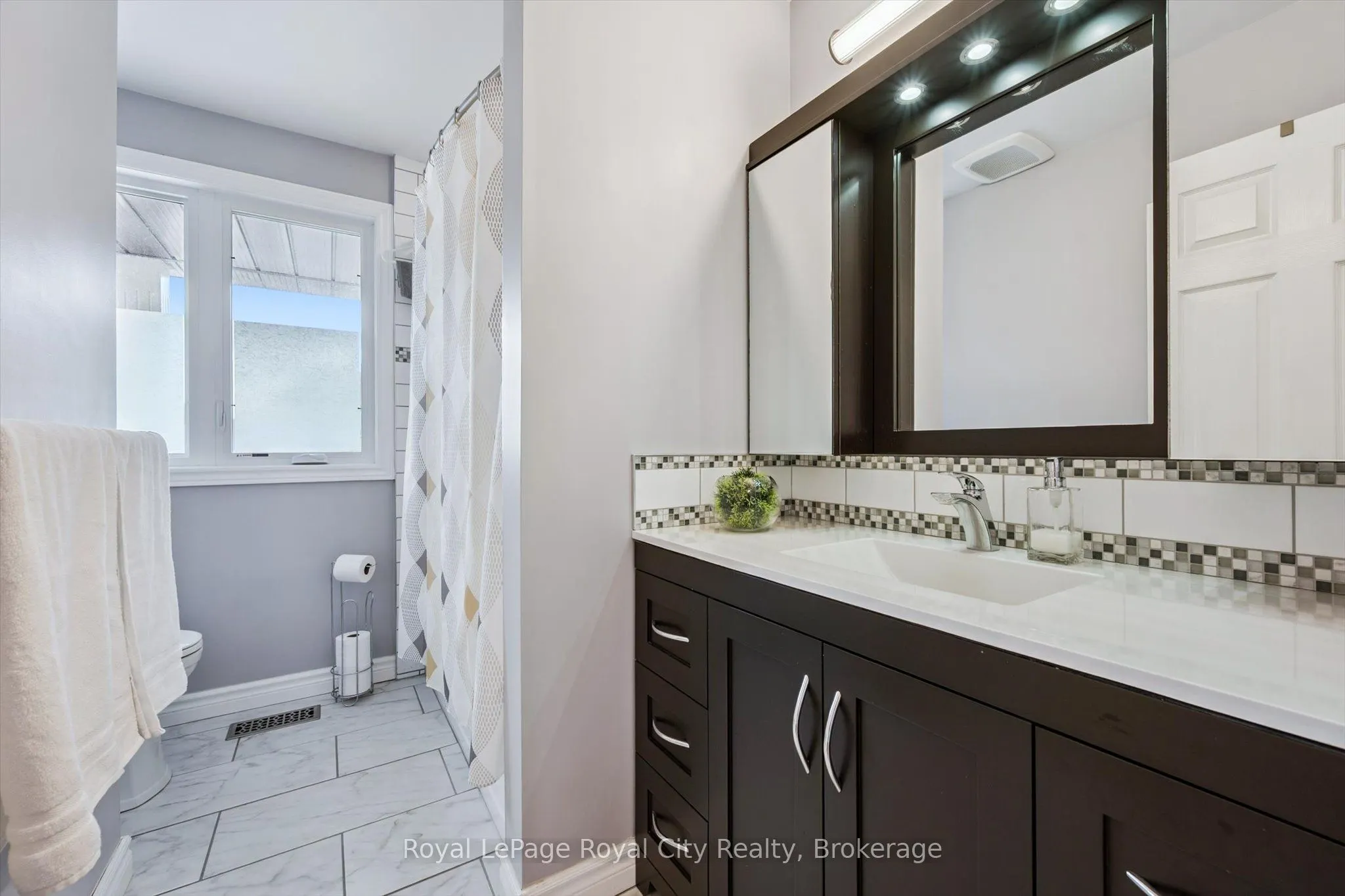 9 Dunhill Crescent
