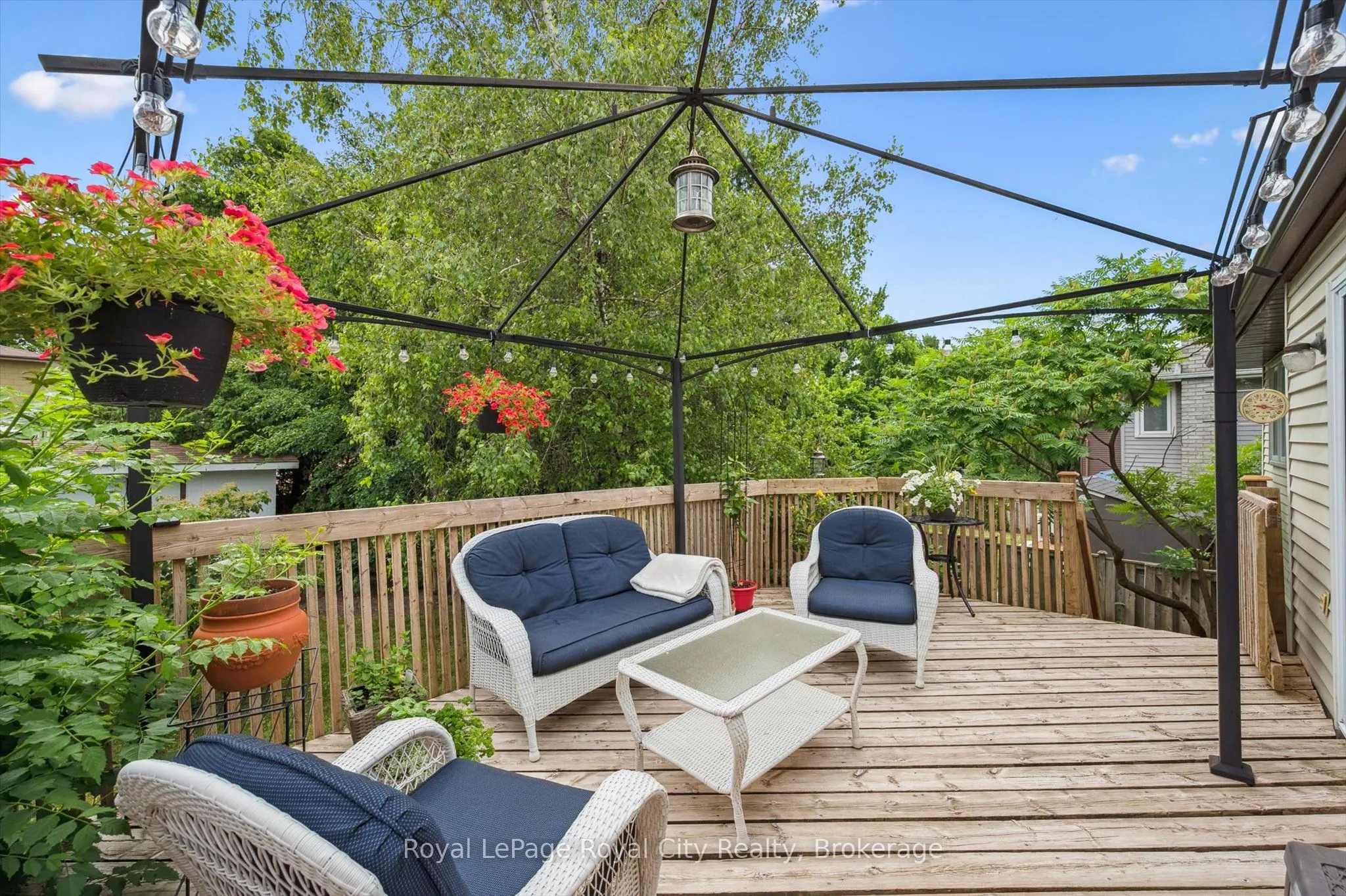 9 Dunhill Crescent