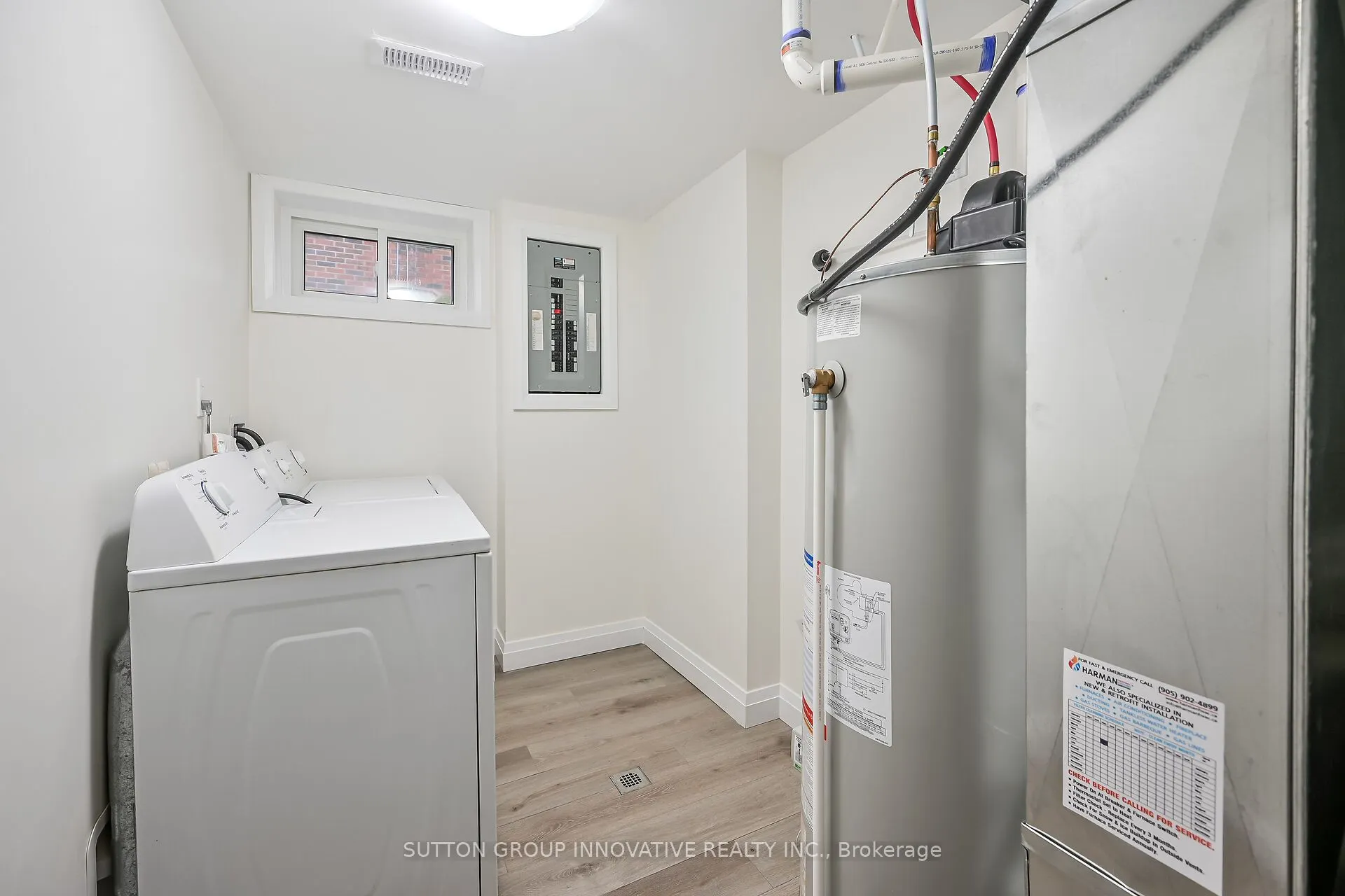115 McElroy Road E