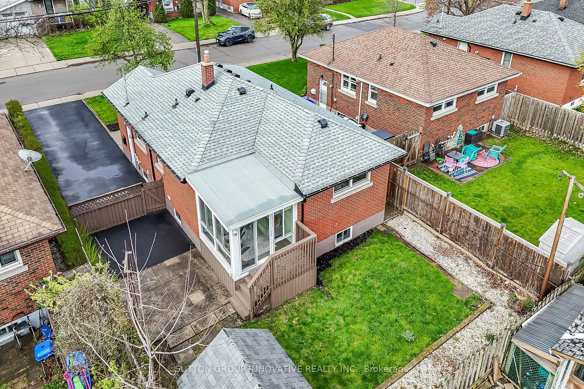 115 McElroy Road E