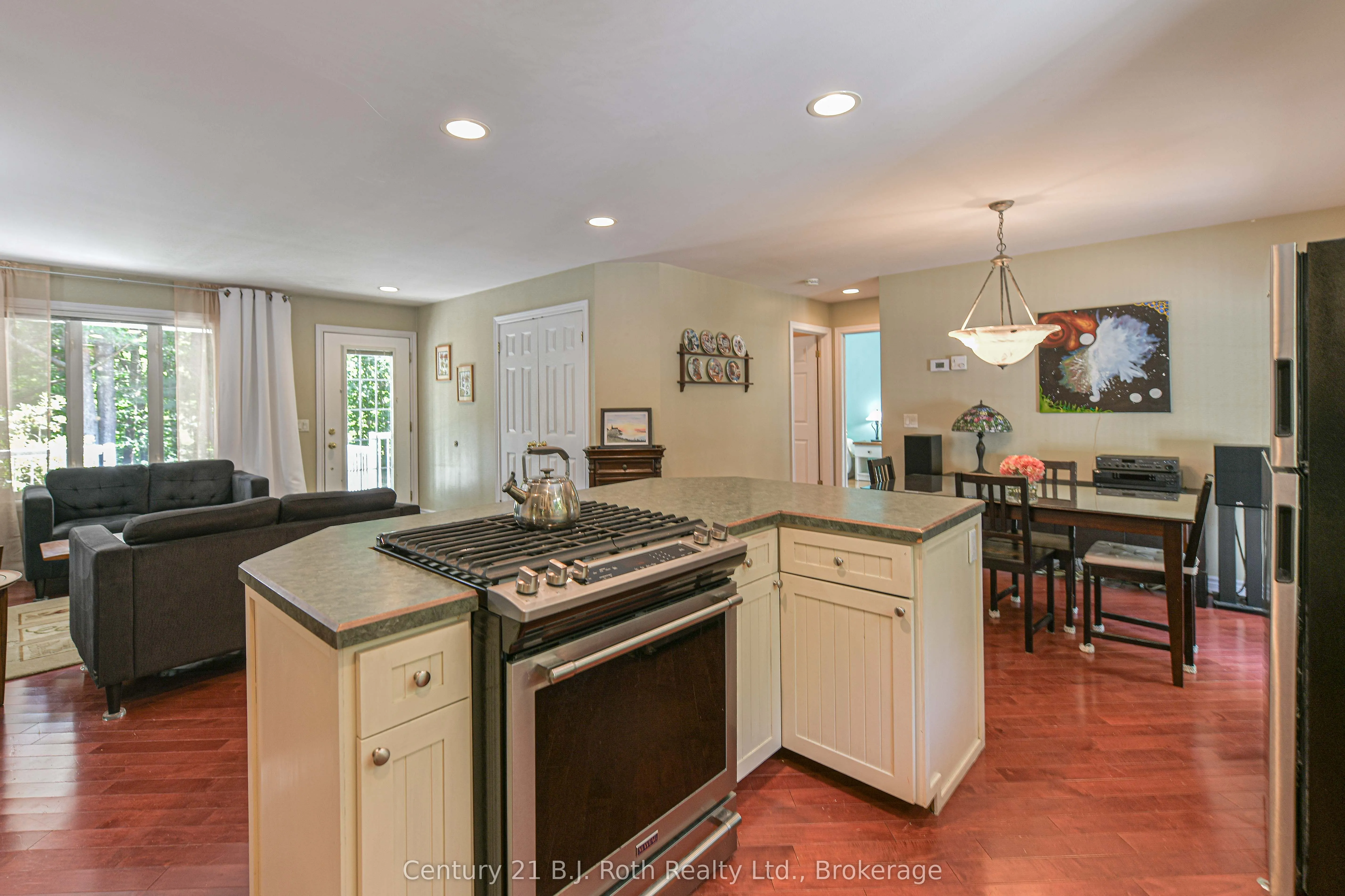 2289 Southwood Road