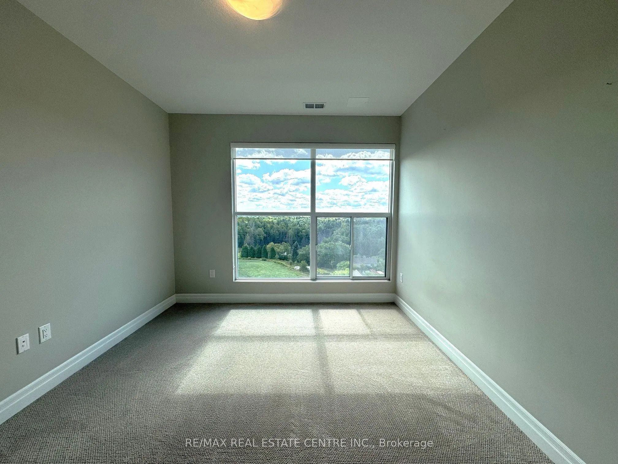 1880 Gordon Street, #1003