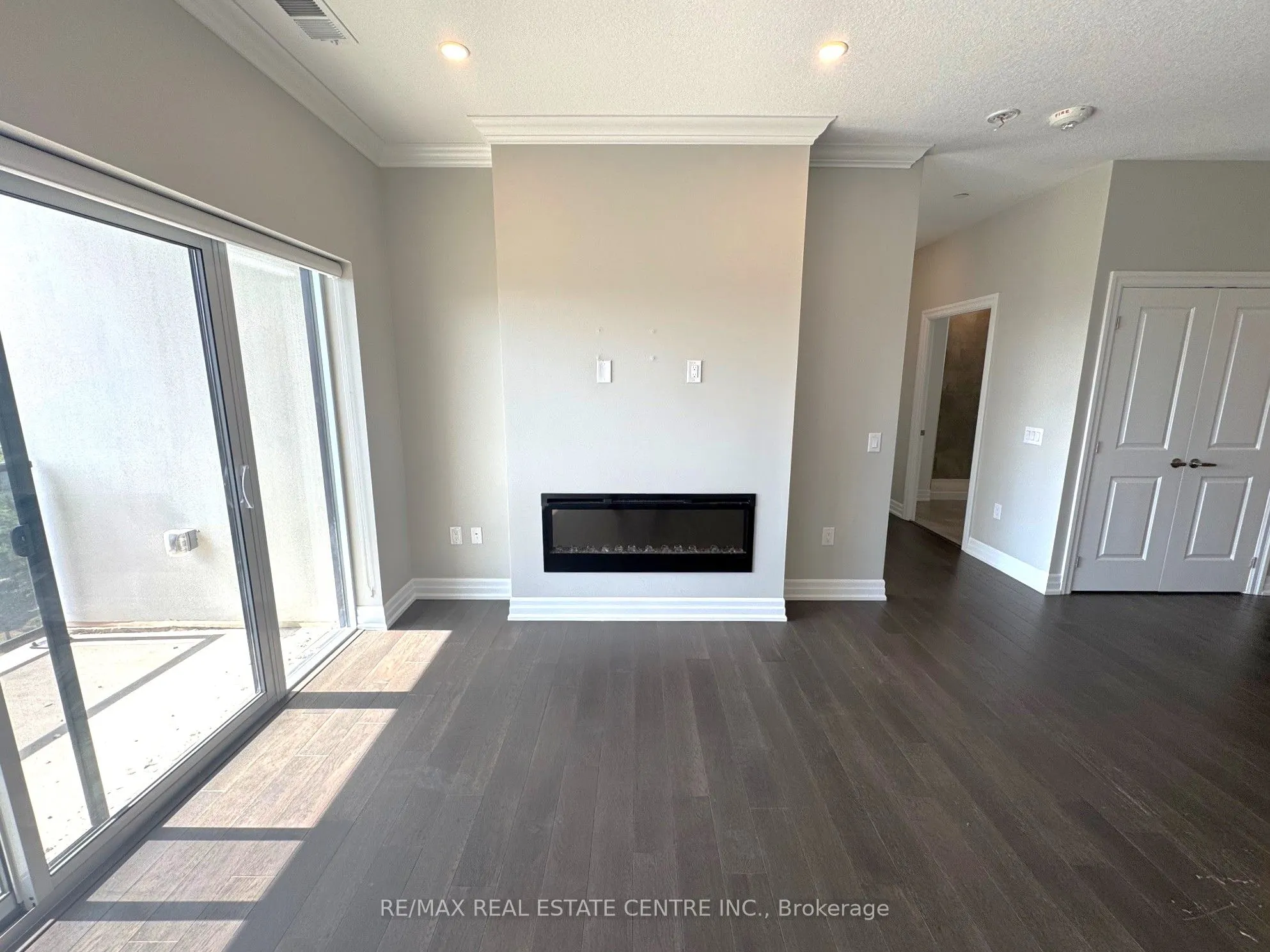1880 Gordon Street, #1003