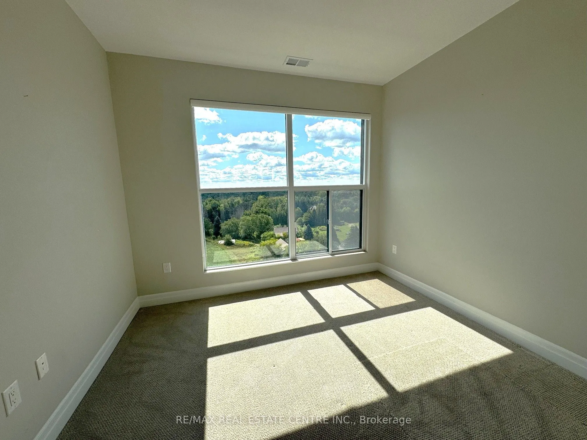 1880 Gordon Street, #1003