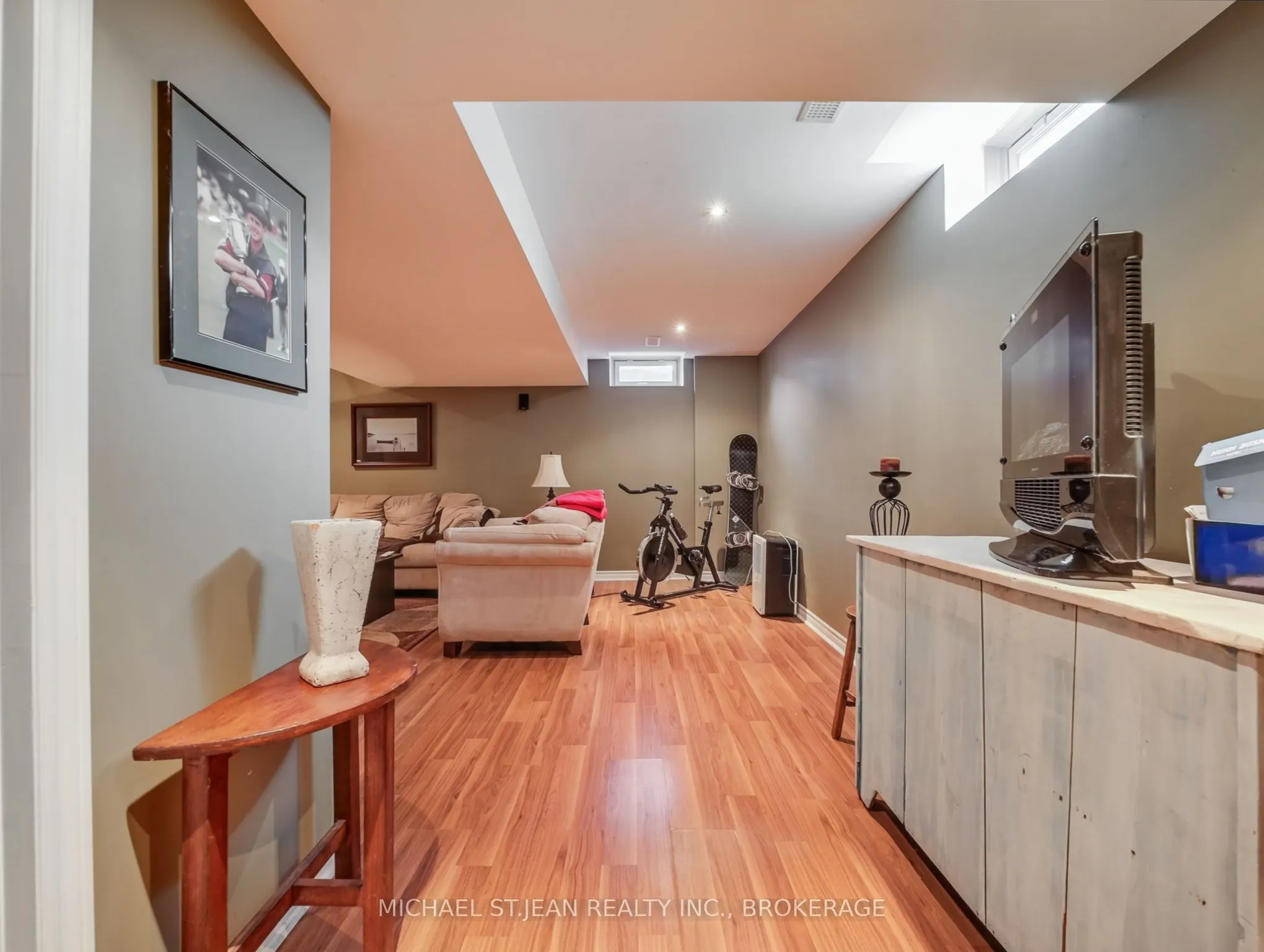 242 Upper Mount Albion Road, #19