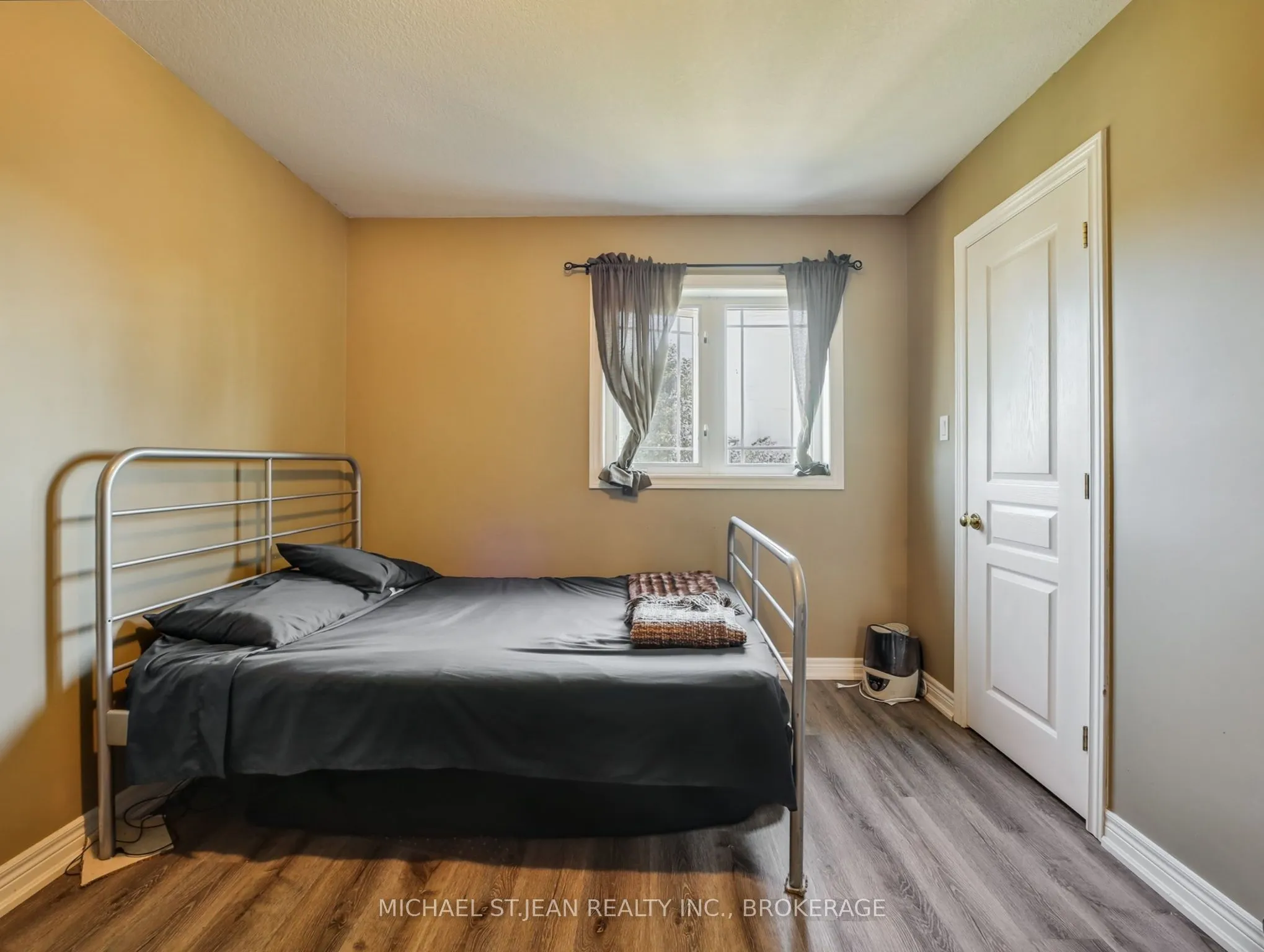 242 Upper Mount Albion Road, #19