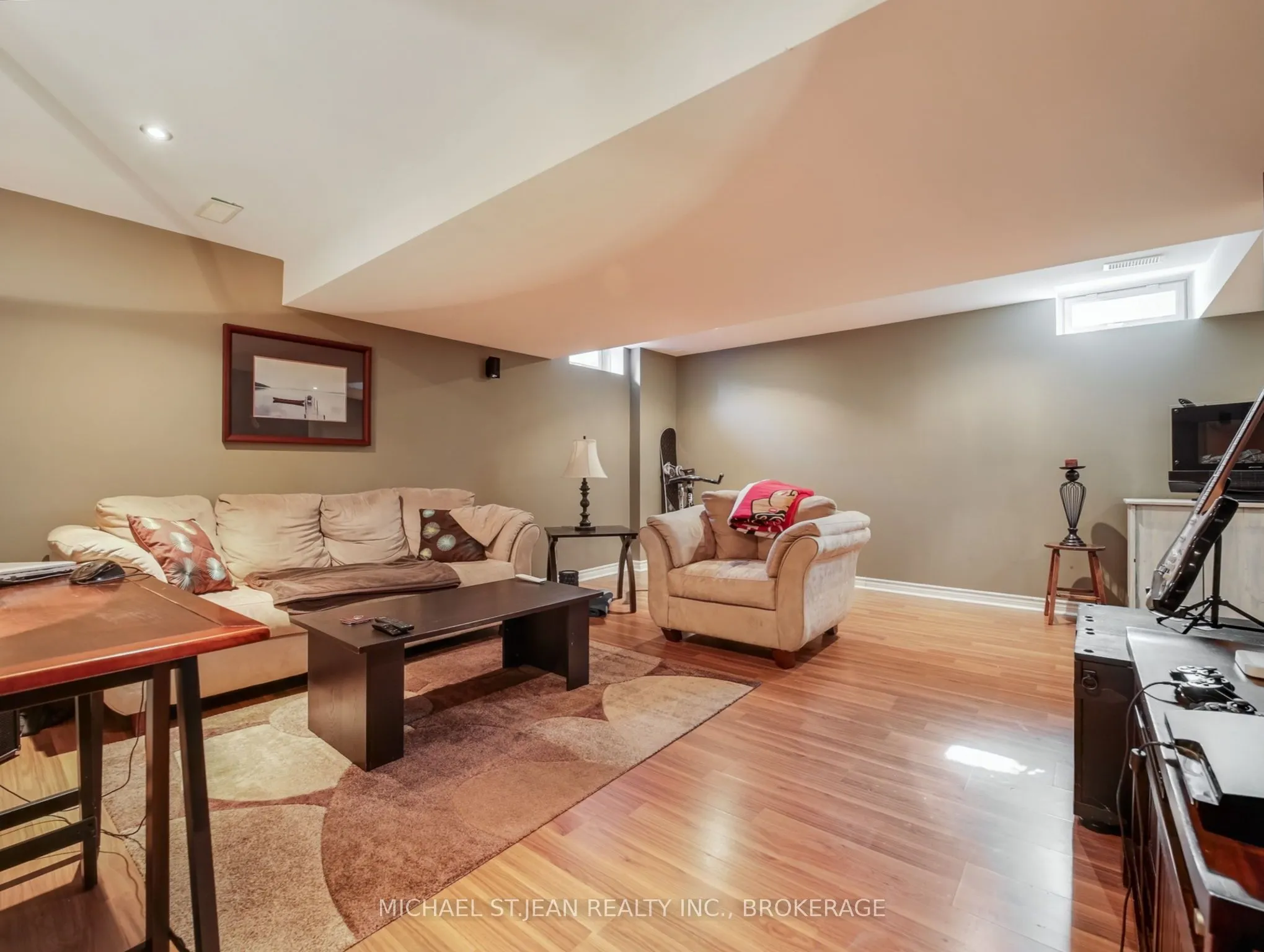 242 Upper Mount Albion Road, #19
