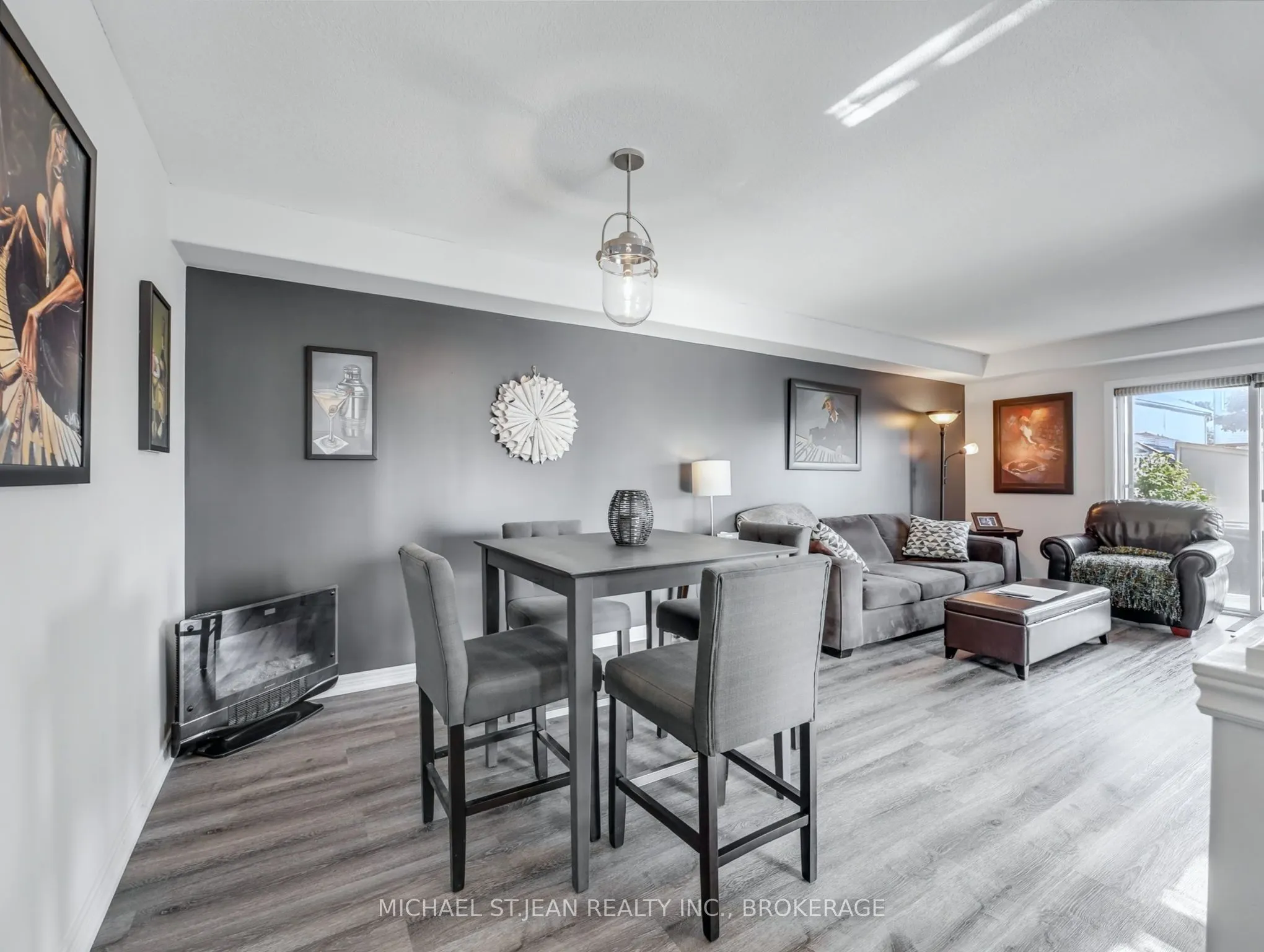 242 Upper Mount Albion Road, #19