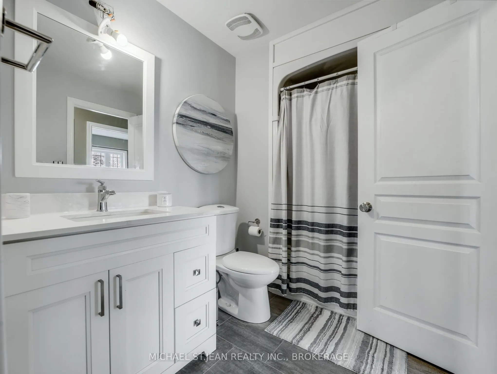 242 Upper Mount Albion Road, #19