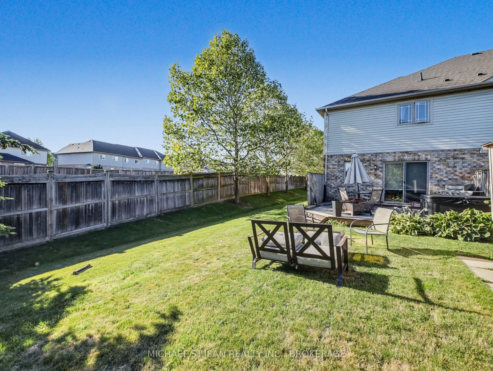 242 Upper Mount Albion Road, #19
