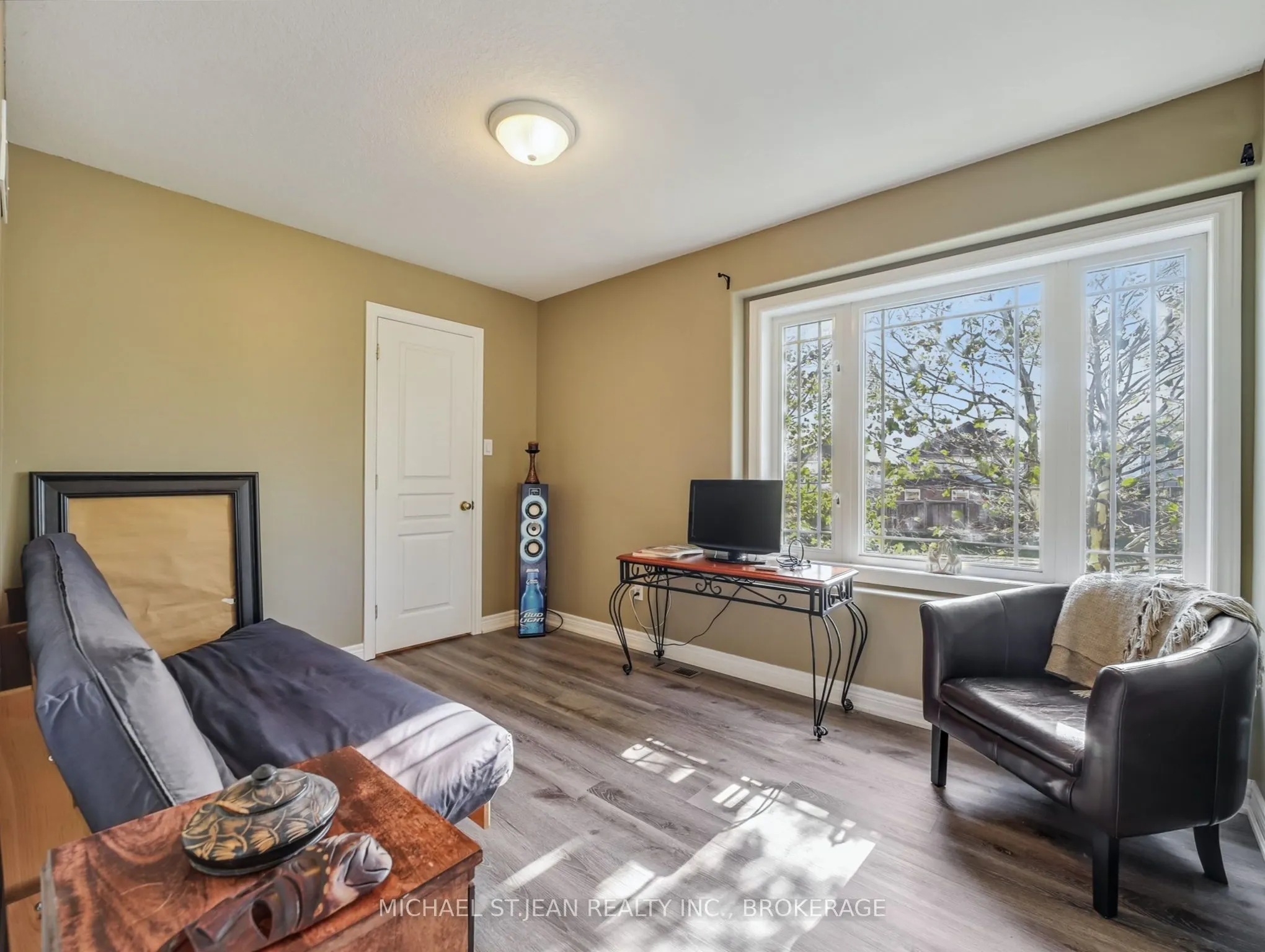 242 Upper Mount Albion Road, #19