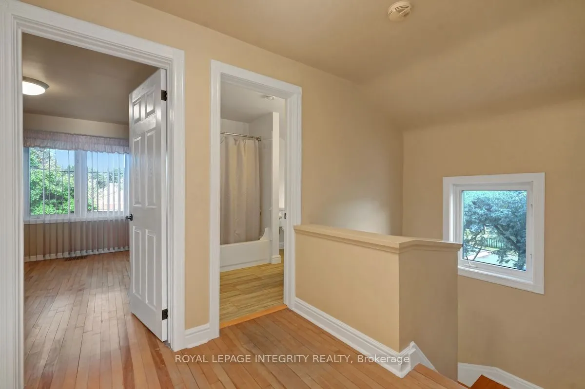 348 Lafontaine Avenue