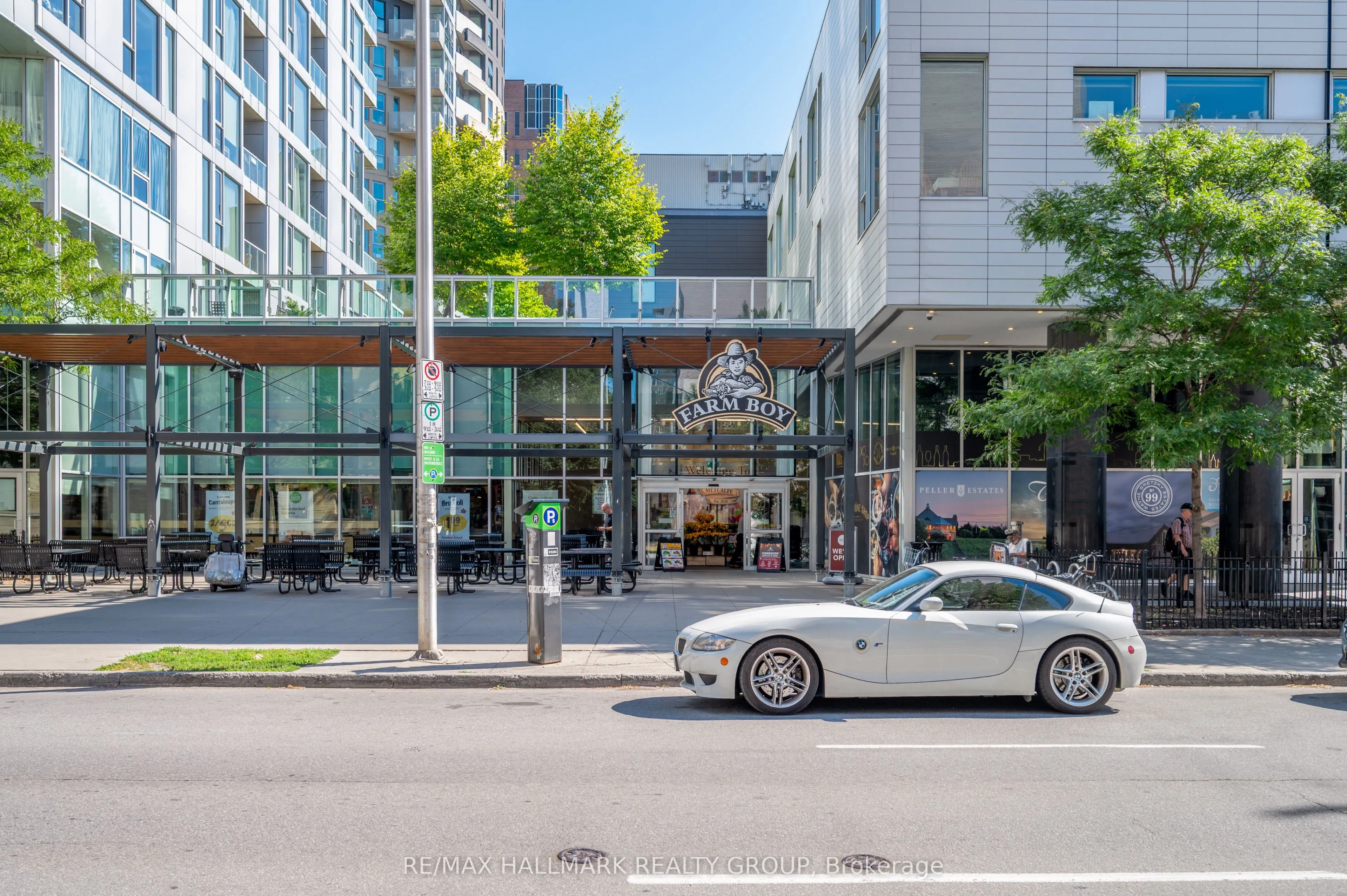 179 Metcalfe Street, #1904