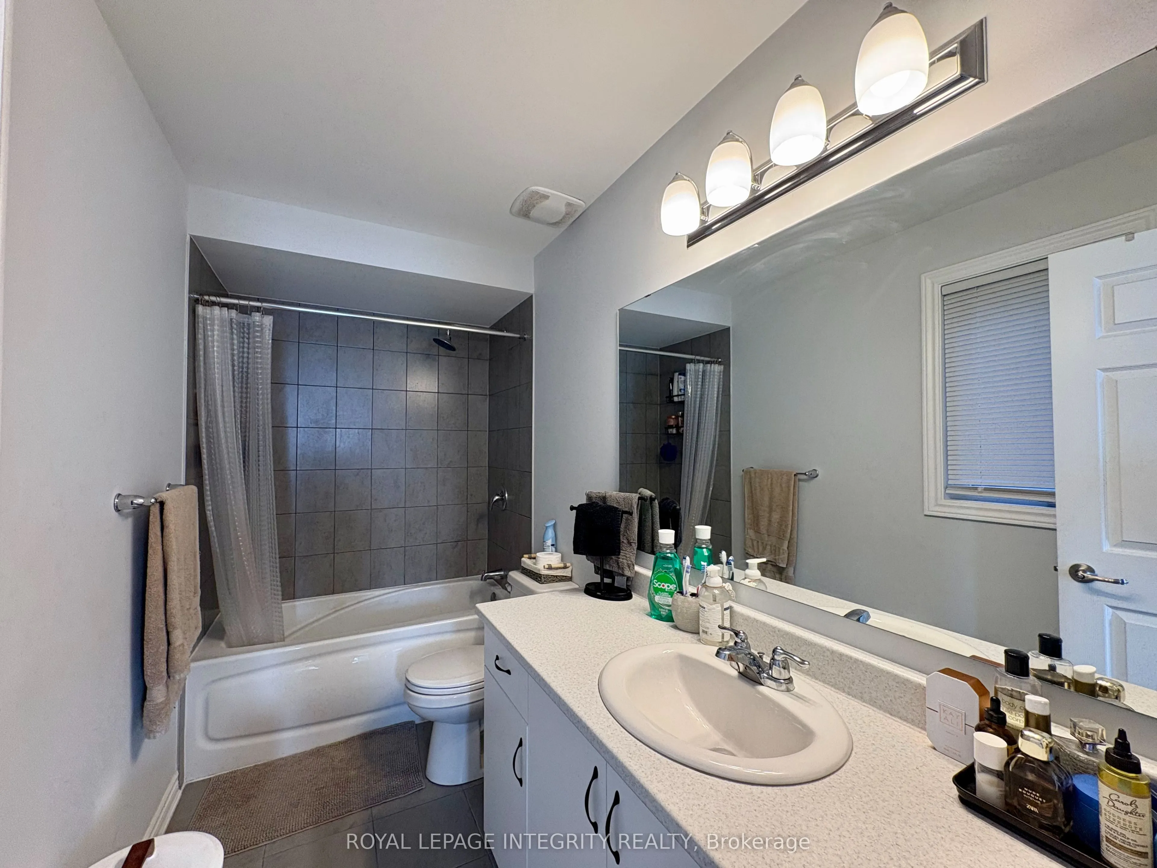 124 Unity Place