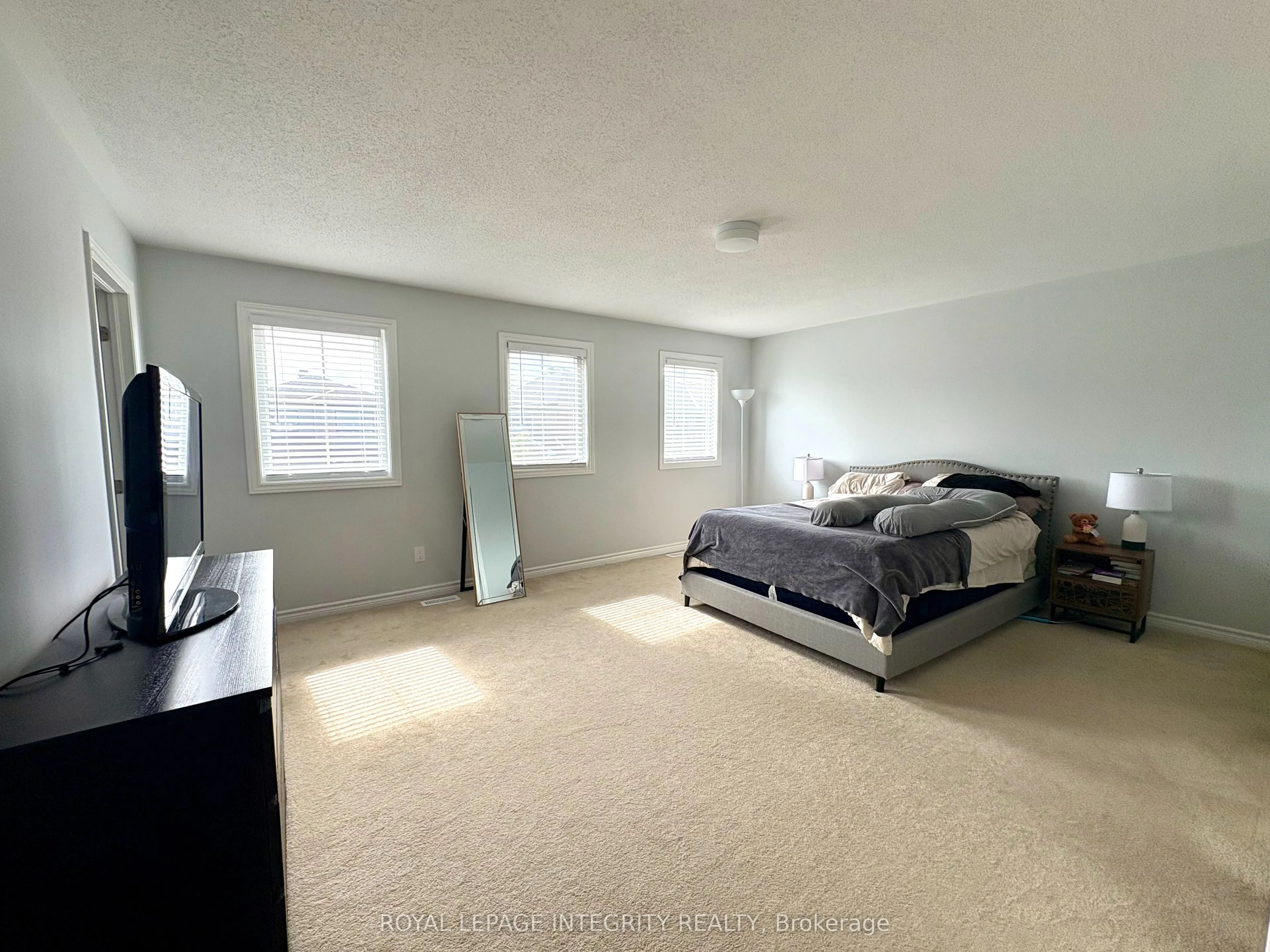 124 Unity Place