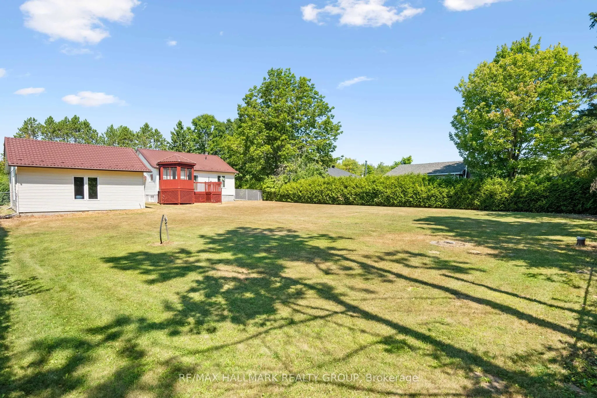 840 Du Golf Road