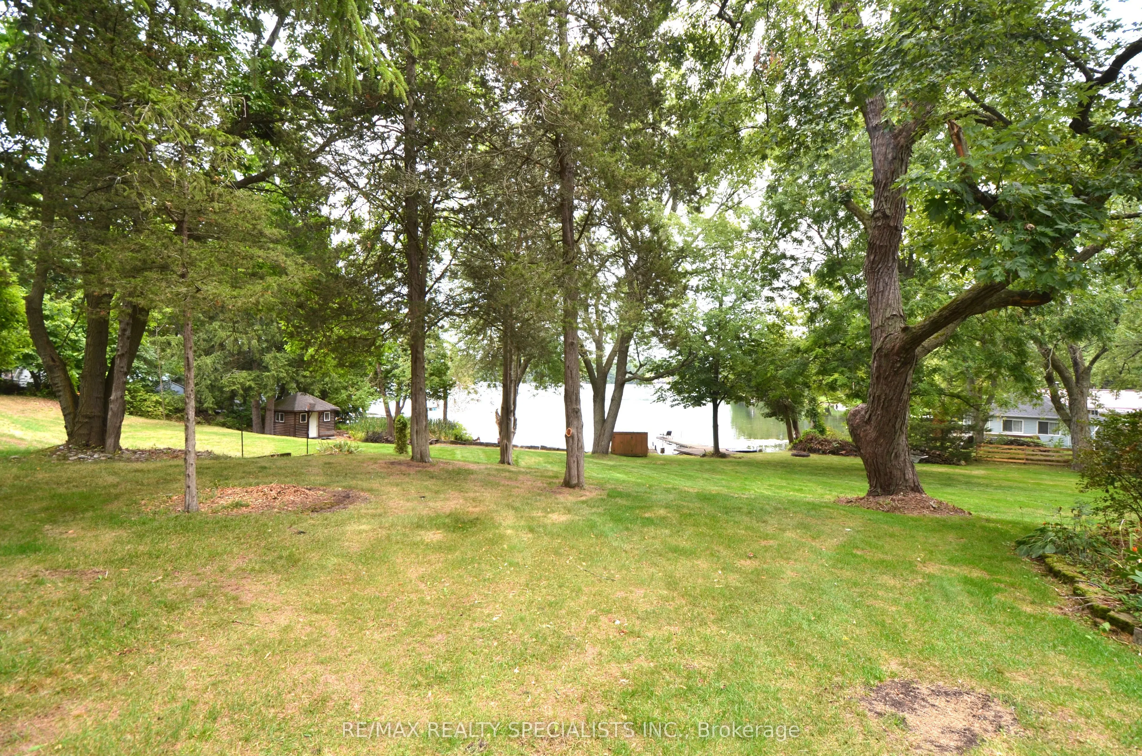84 Cliff Way