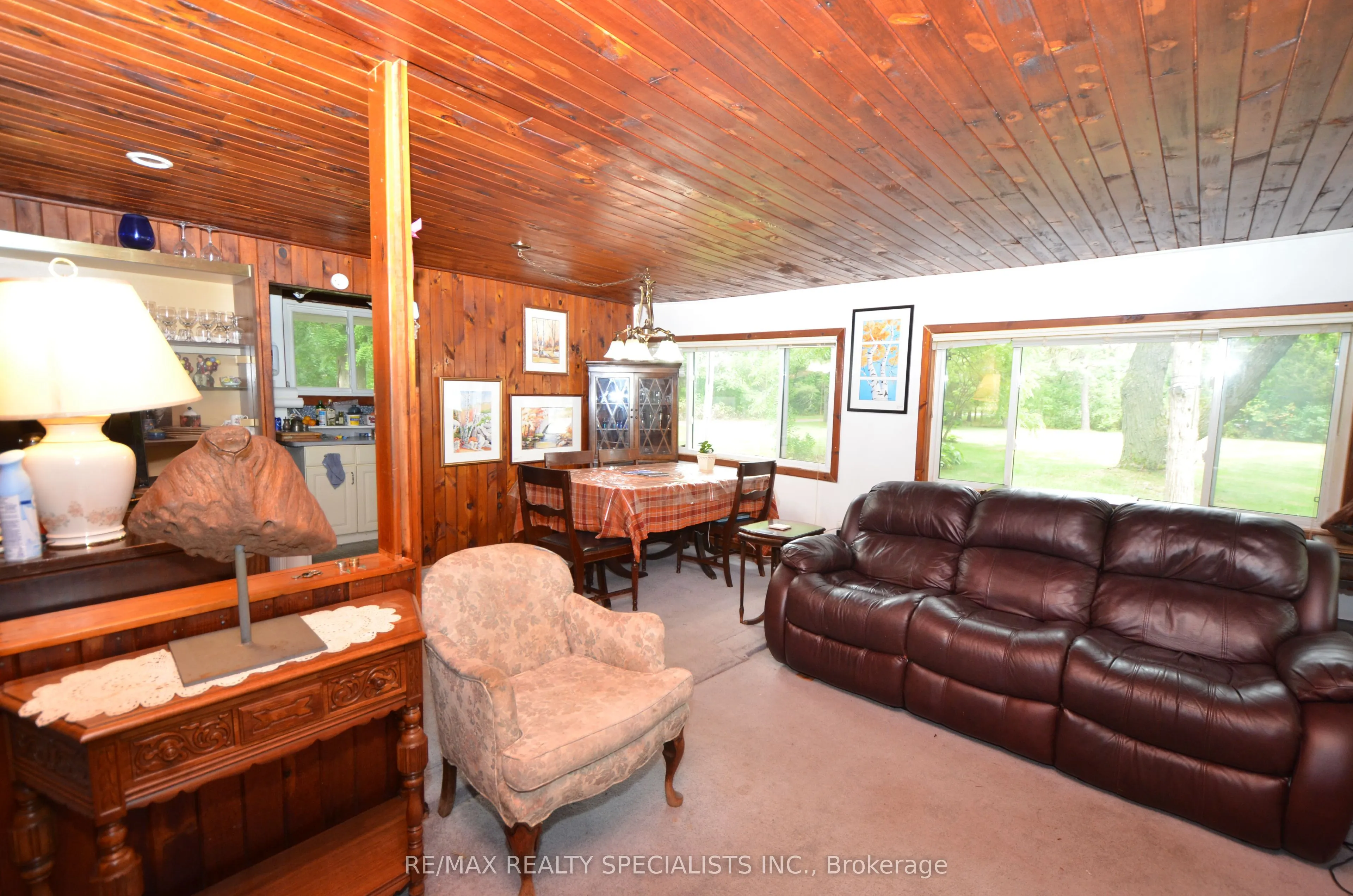 84 Cliff Way