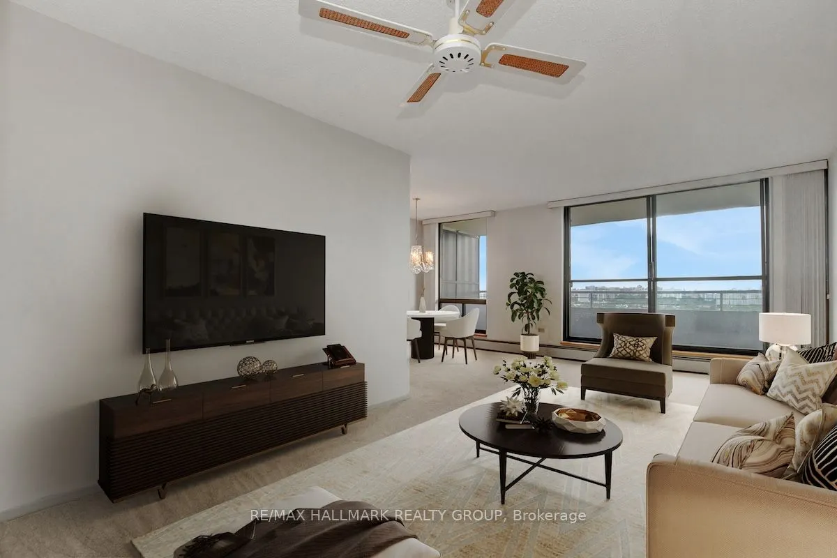505 St Laurent Boulevard, #1902