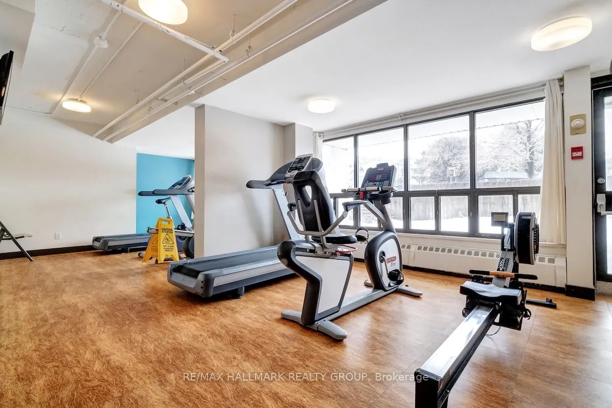505 St Laurent Boulevard, #1902