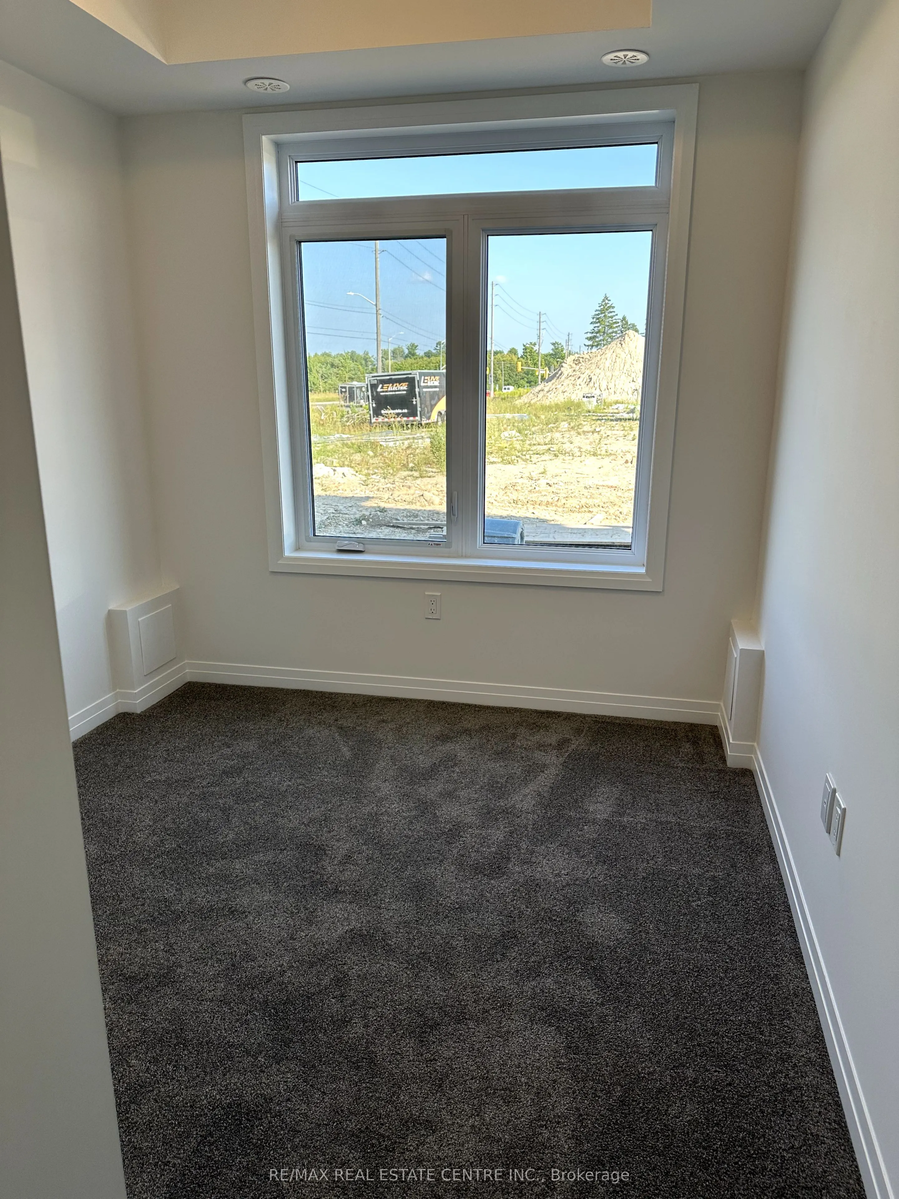 86 Thatcher Drive, #86