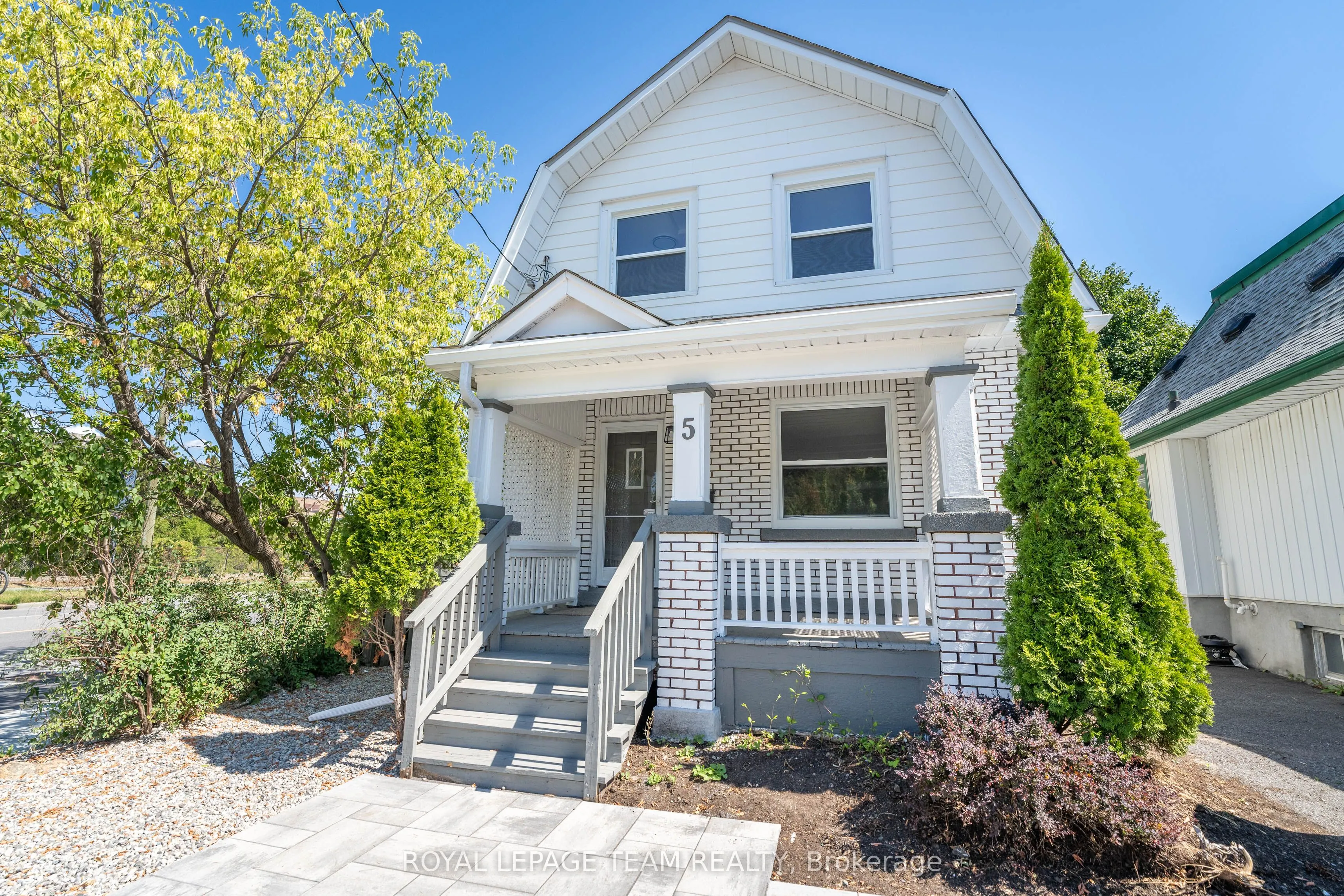 5 GILCHRIST Avenue