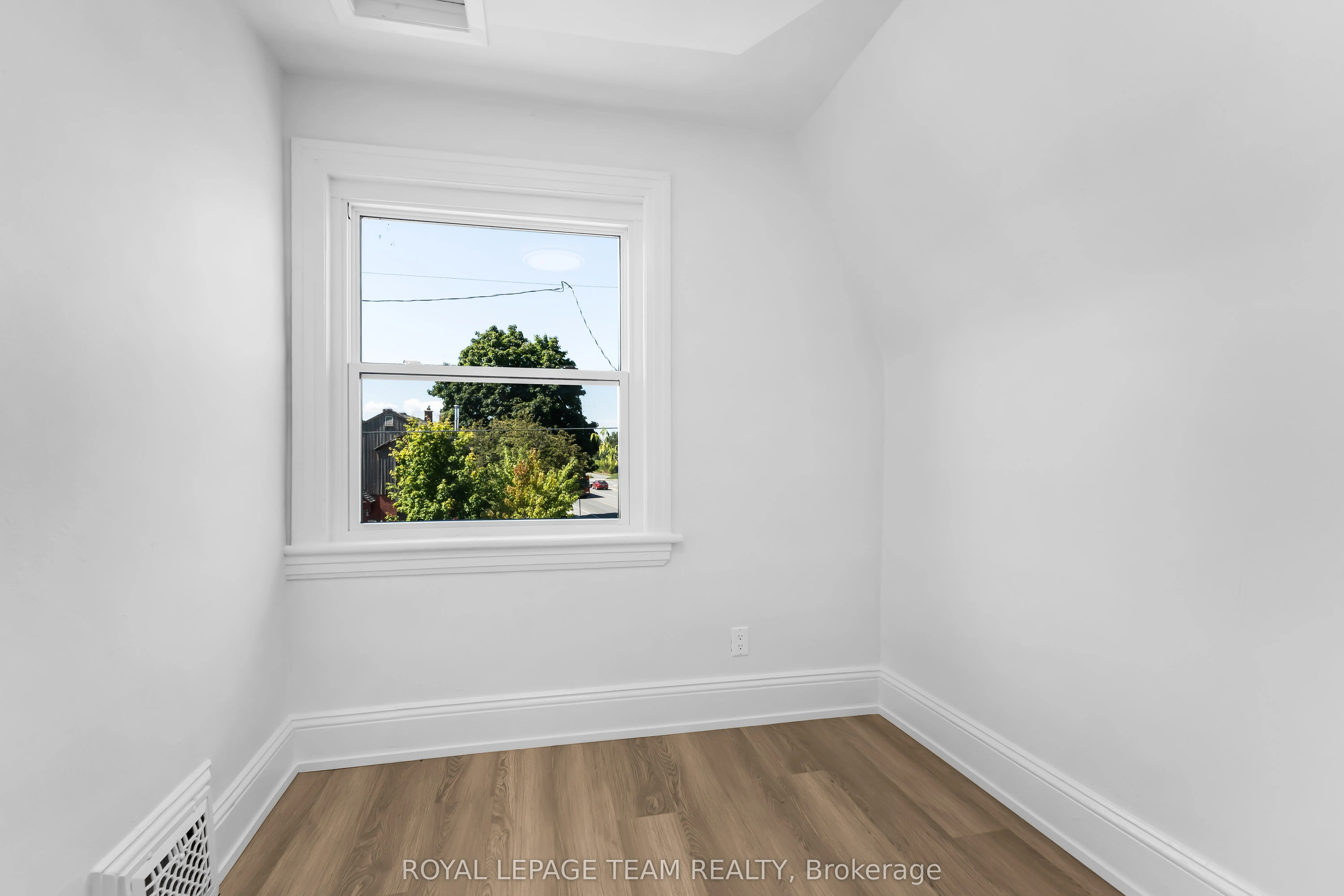 5 GILCHRIST Avenue